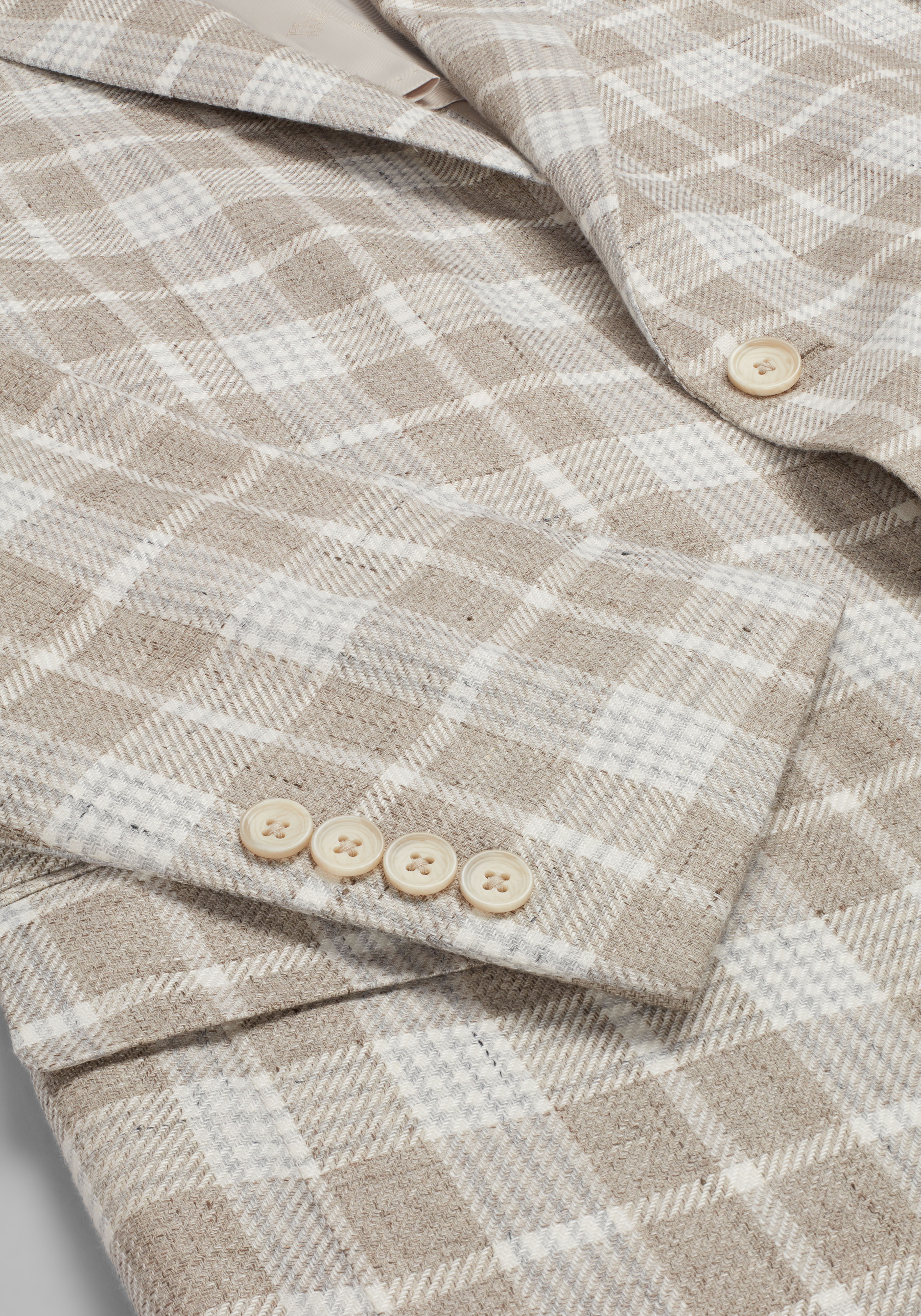 Reserve Collection Tailored Fit Linen Blend Medium Plaid Sportcoat CLEARANCE