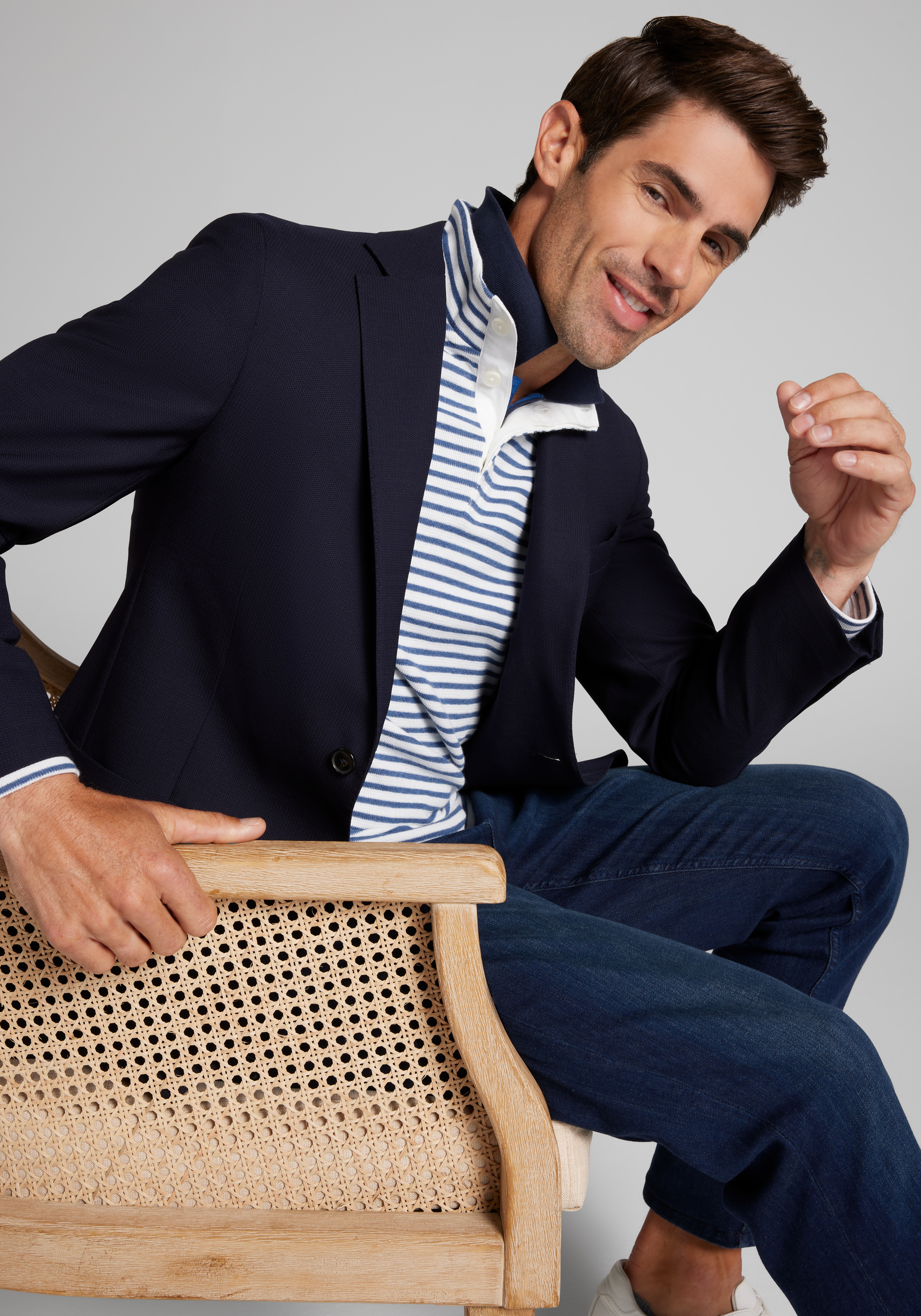 Reserve Collection Tailored Fit Italian Wool Blazer