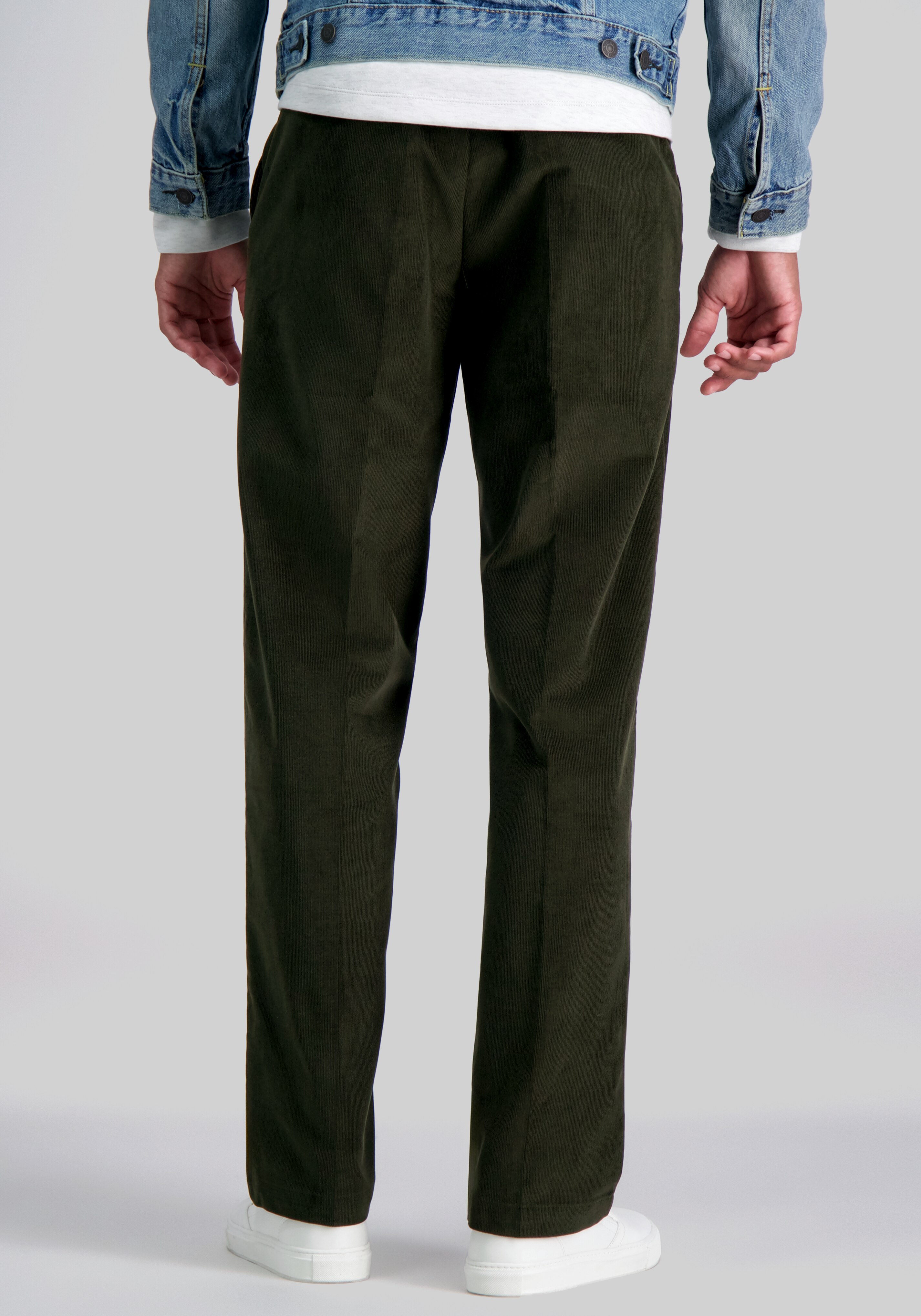 Haggar Classic Fit Corduroy Pants