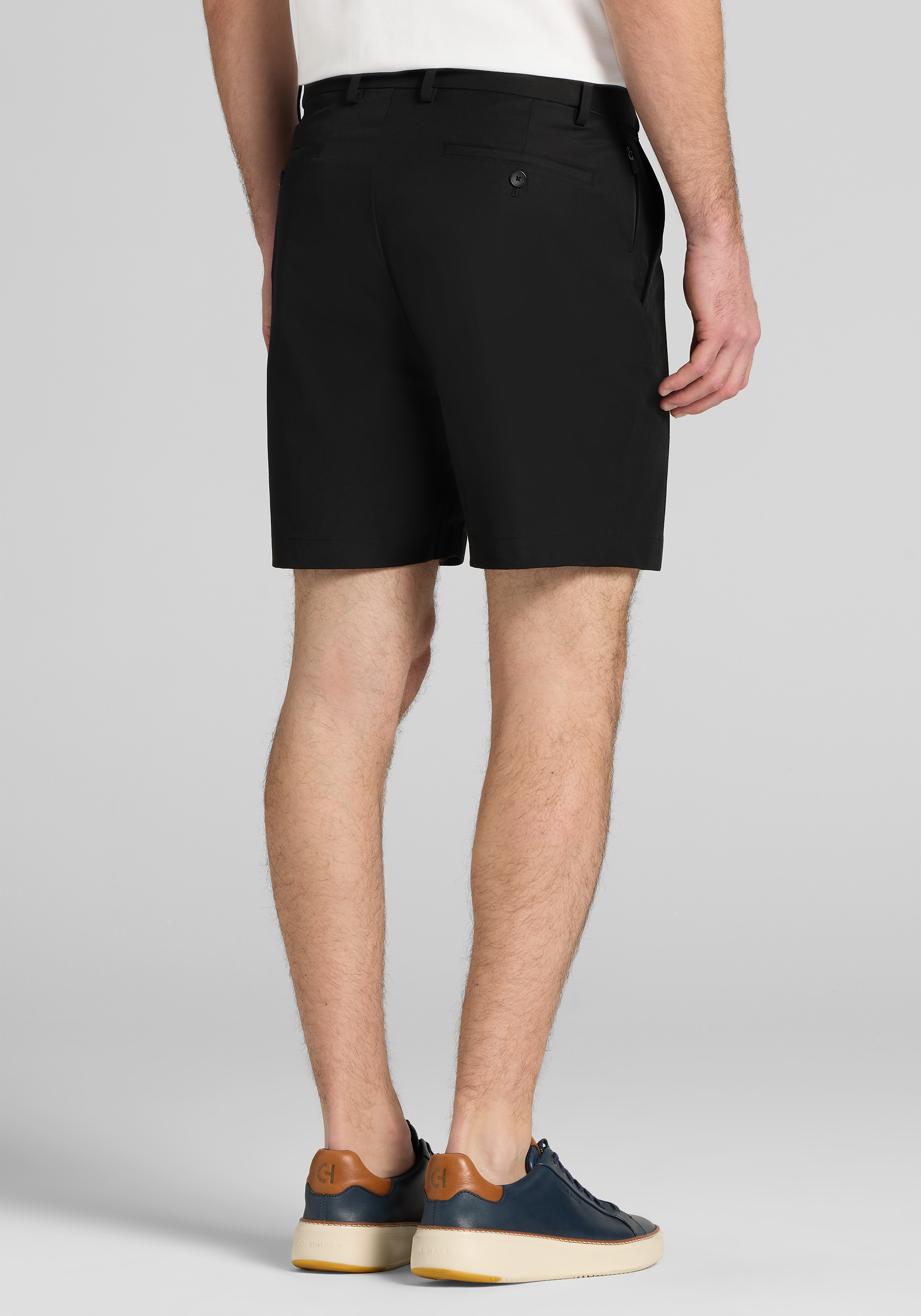 Traveler® Performance Tailored Fit Solid 7 Inch Golf Shorts