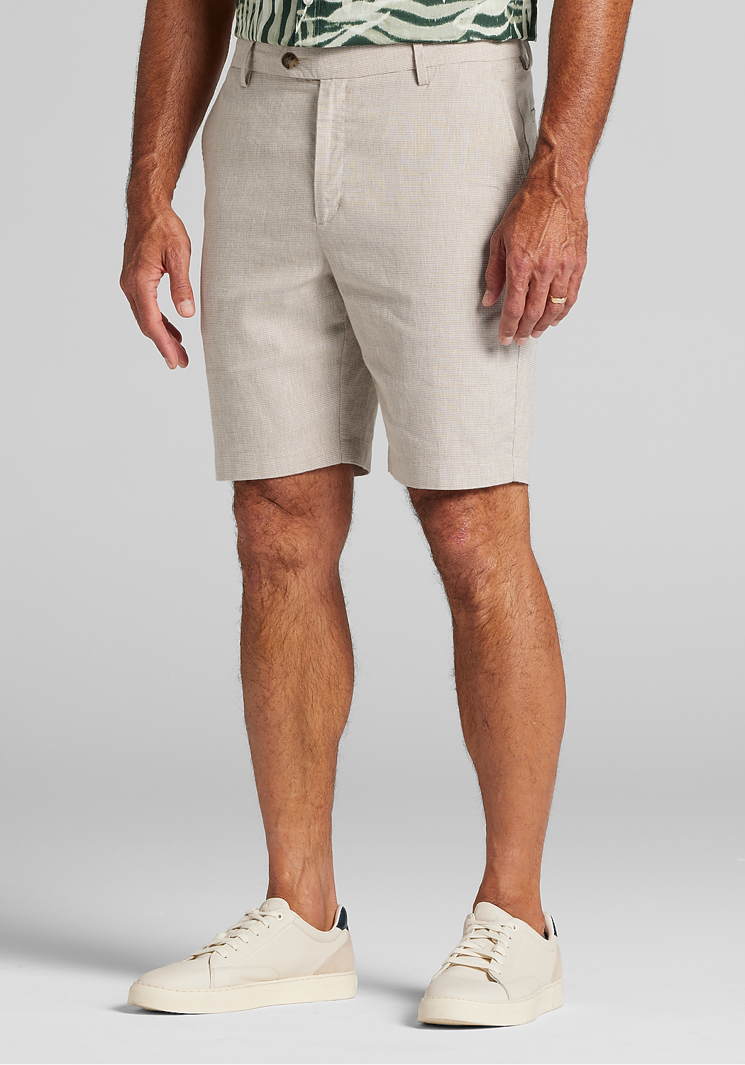 Reserve Collection Tailored Fit Comfort Stretch Shorts