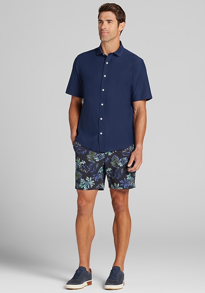 Traveler® Performance Tailored Fit Floral Shorts 7 Inch Inseam