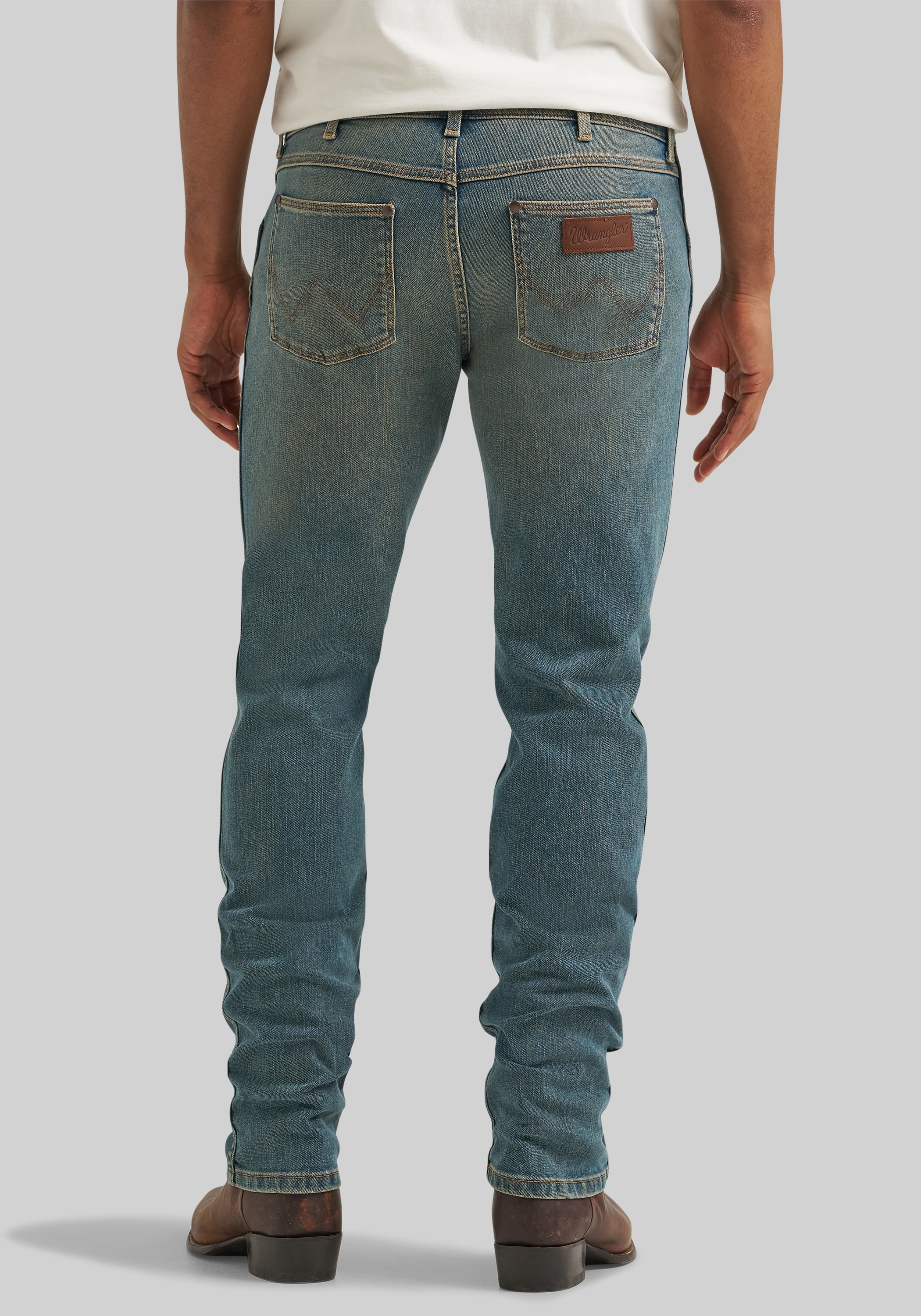 Wrangler Greensboro Straight Leg Jeans
