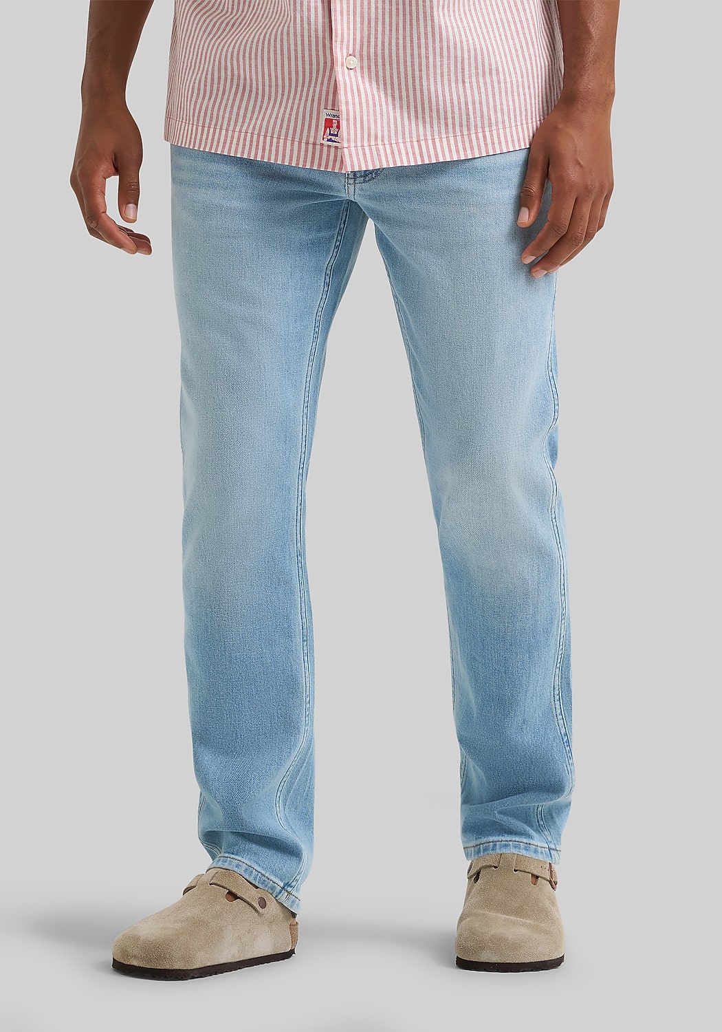 Wrangler Regular Fit Greensboro Firelight Straight Leg Jeans