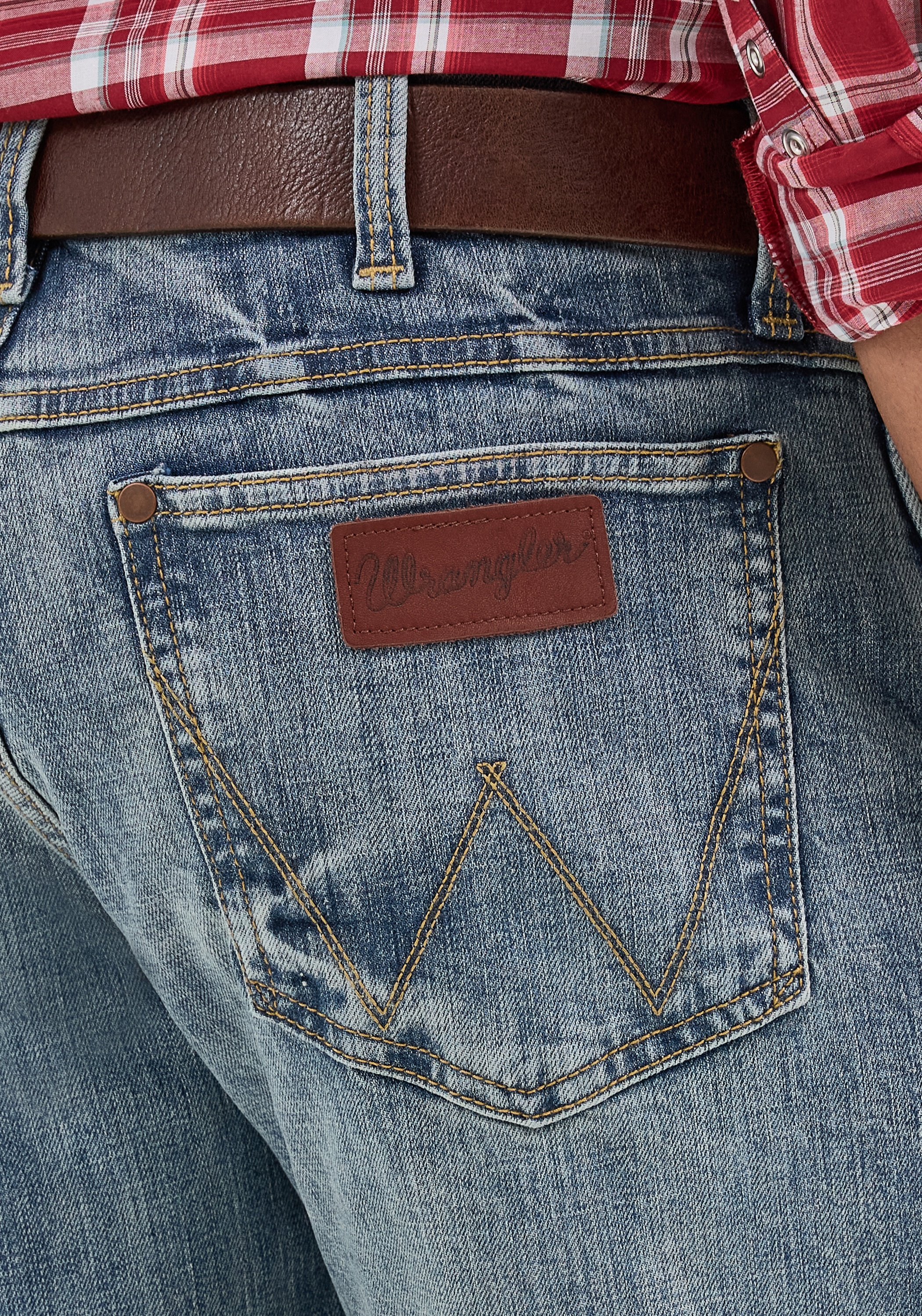 Wrangler Retro Greeley Slim Fit Bootcut Jeans