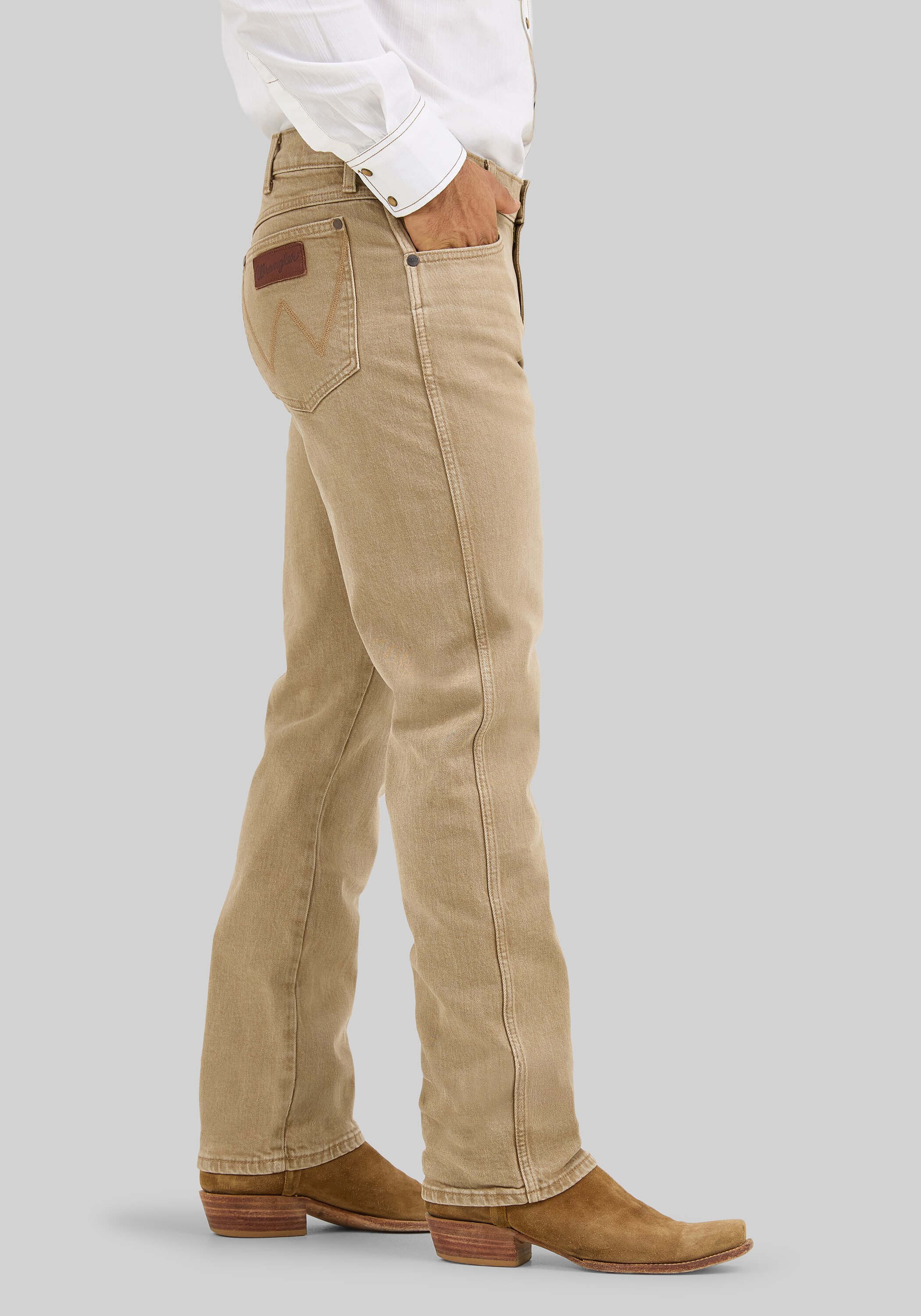 Wrangler Retro Slim Fit Saddle Straight Jeans