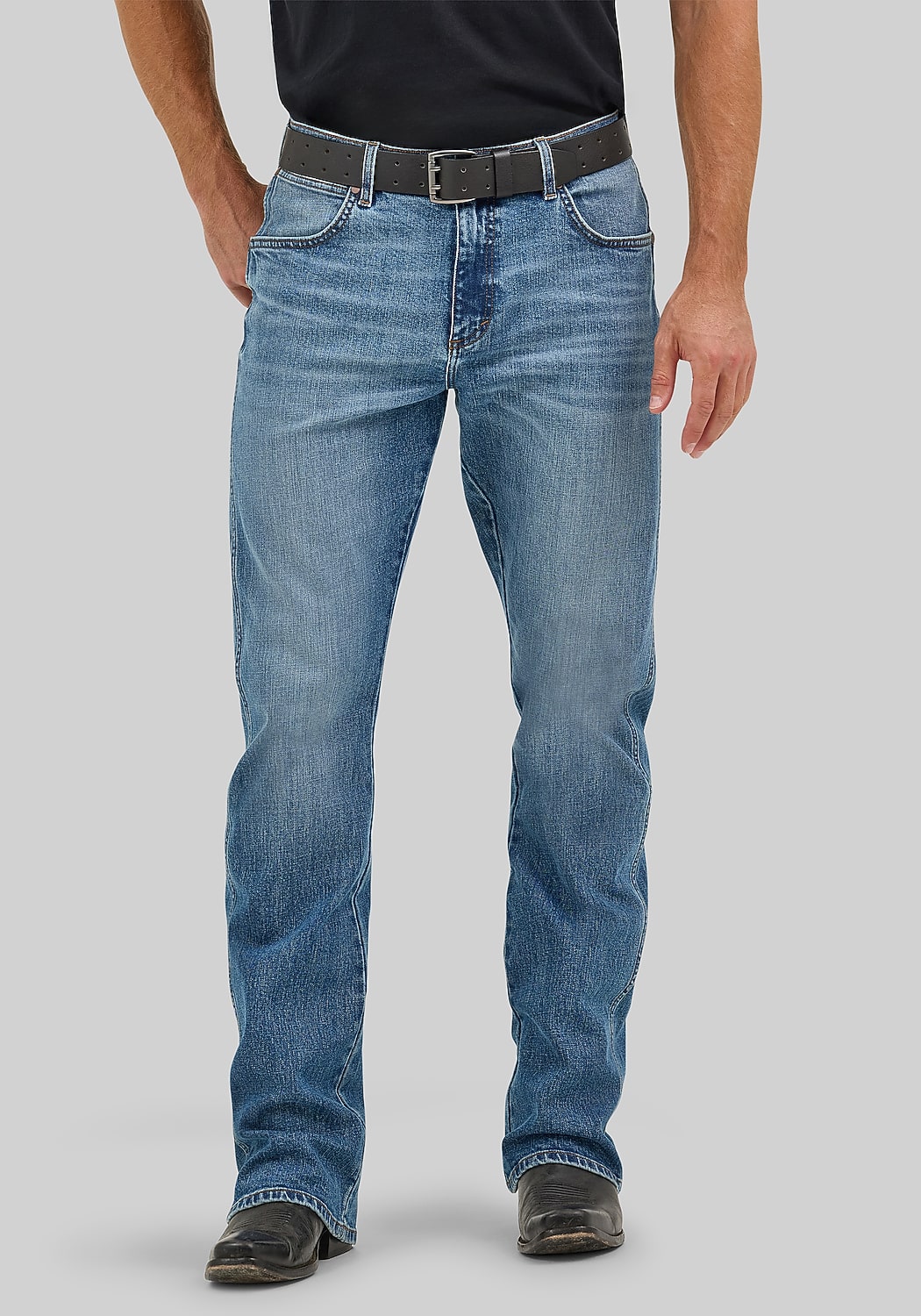 Wrangler Retro Relaxed Fit Harris Boot Jeans
