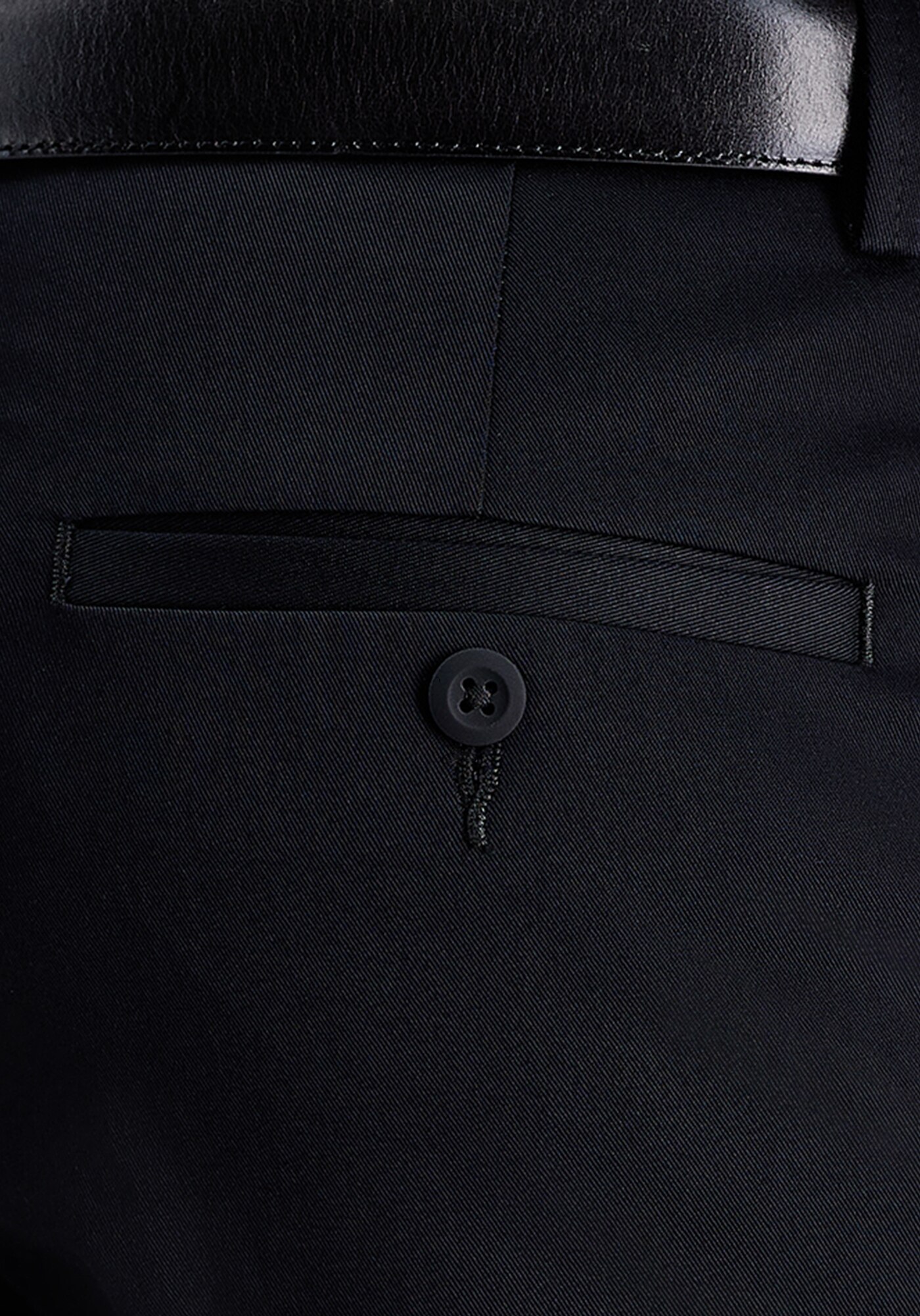 Haggar Slim Straight Fit Iron-Free Premium Flat Front Khaki Pants