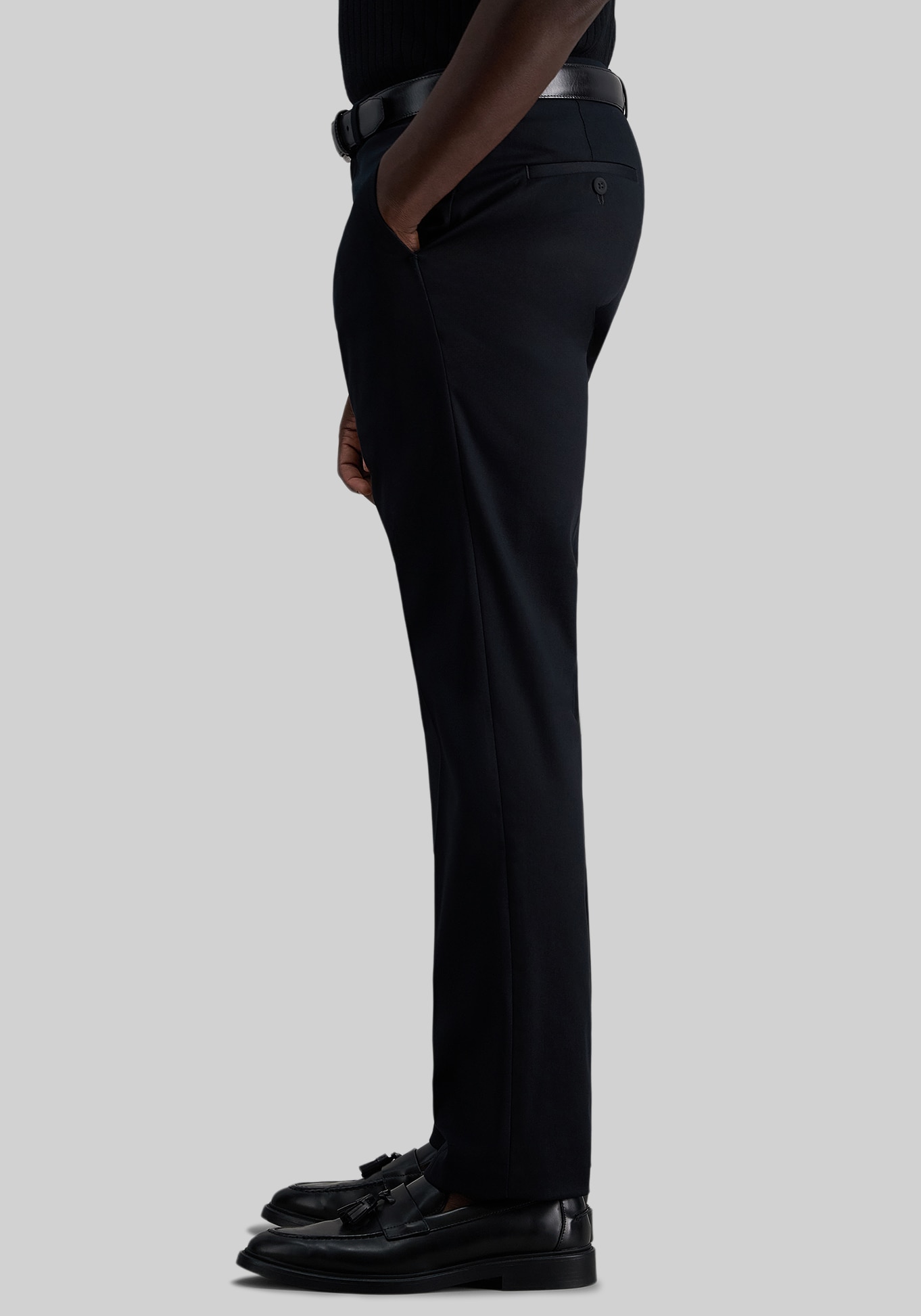 Haggar Slim Straight Fit Iron-Free Premium Flat Front Khaki Pants