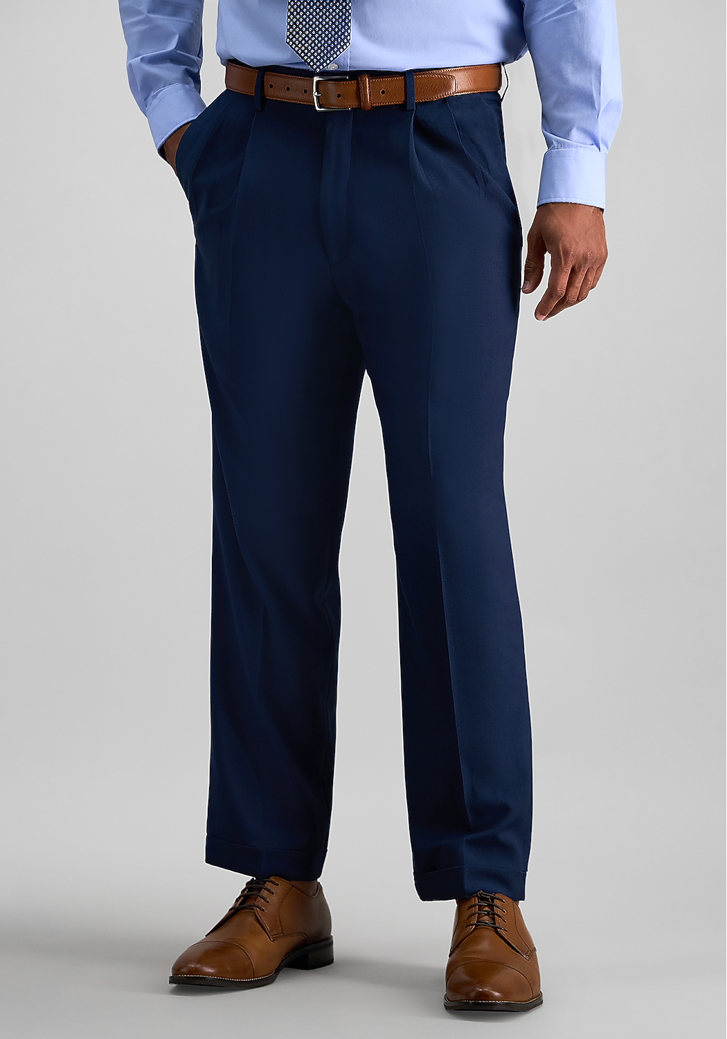Haggar Premium Comfort Classic Fit Pleated Dress Pants