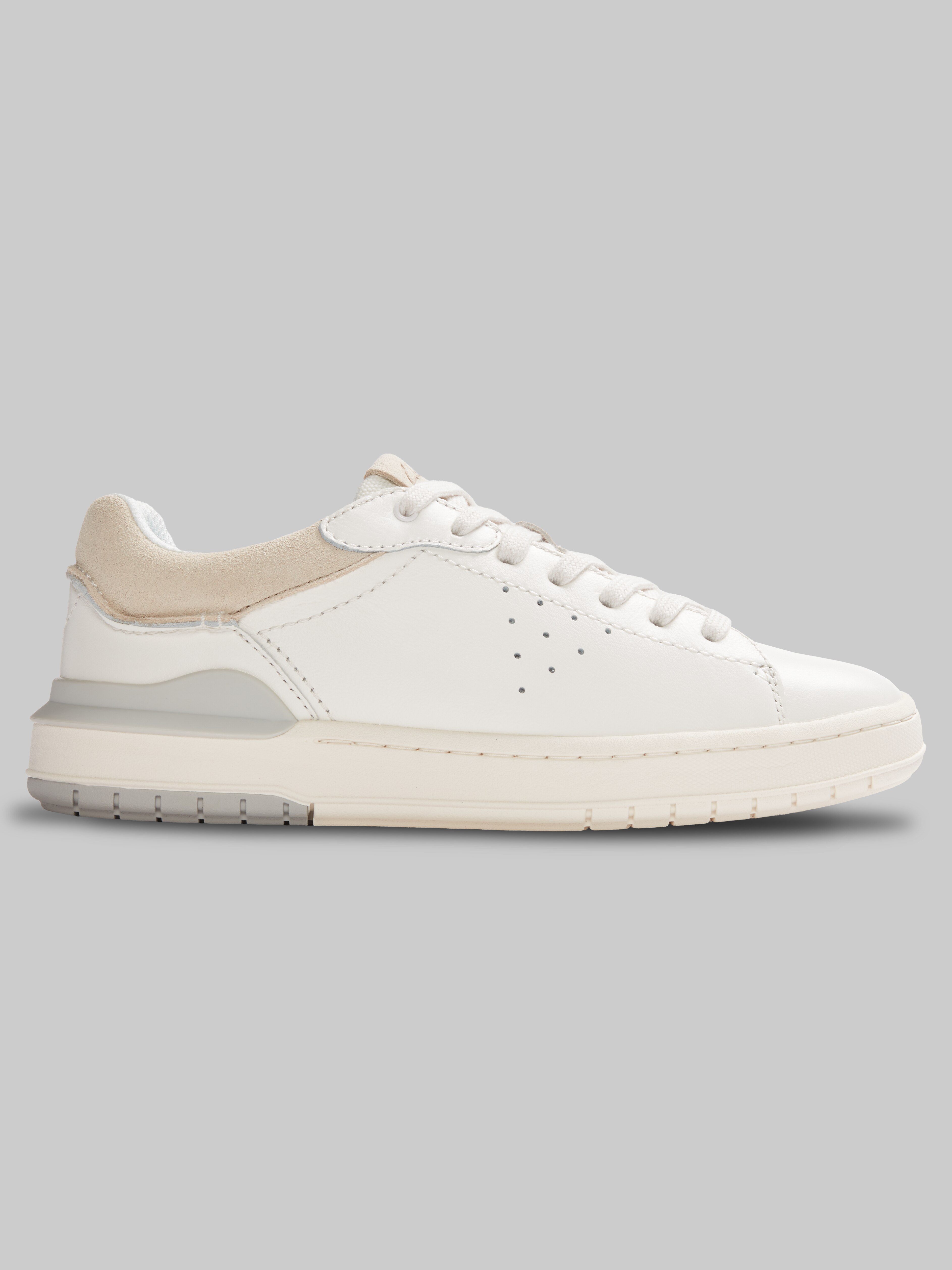 Clarks Courtlite 2 Run Sneakers