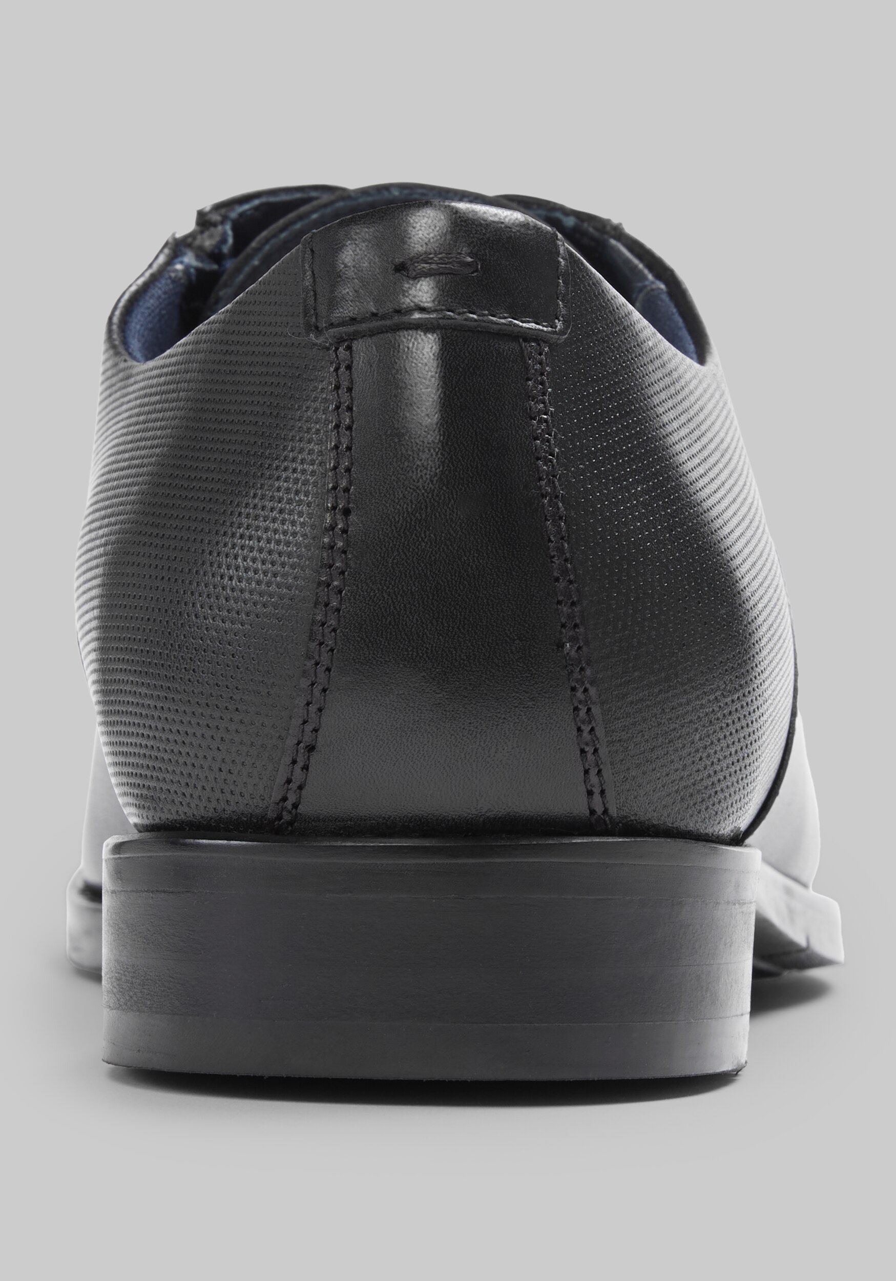 Johnston & Murphy XC Flex Landry Embossed Cap Toe Shoes