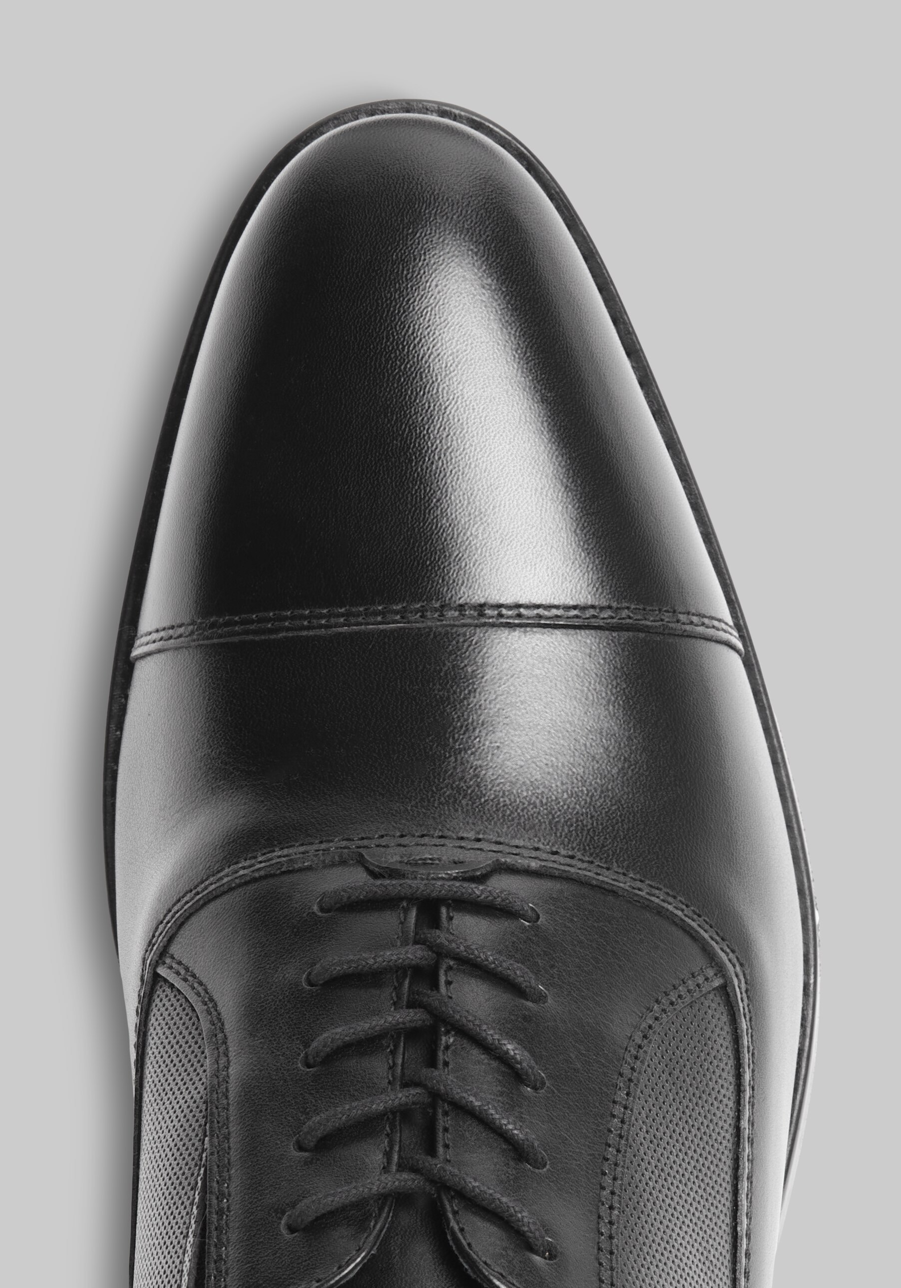 Johnston & Murphy XC Flex Landry Embossed Cap Toe Shoes