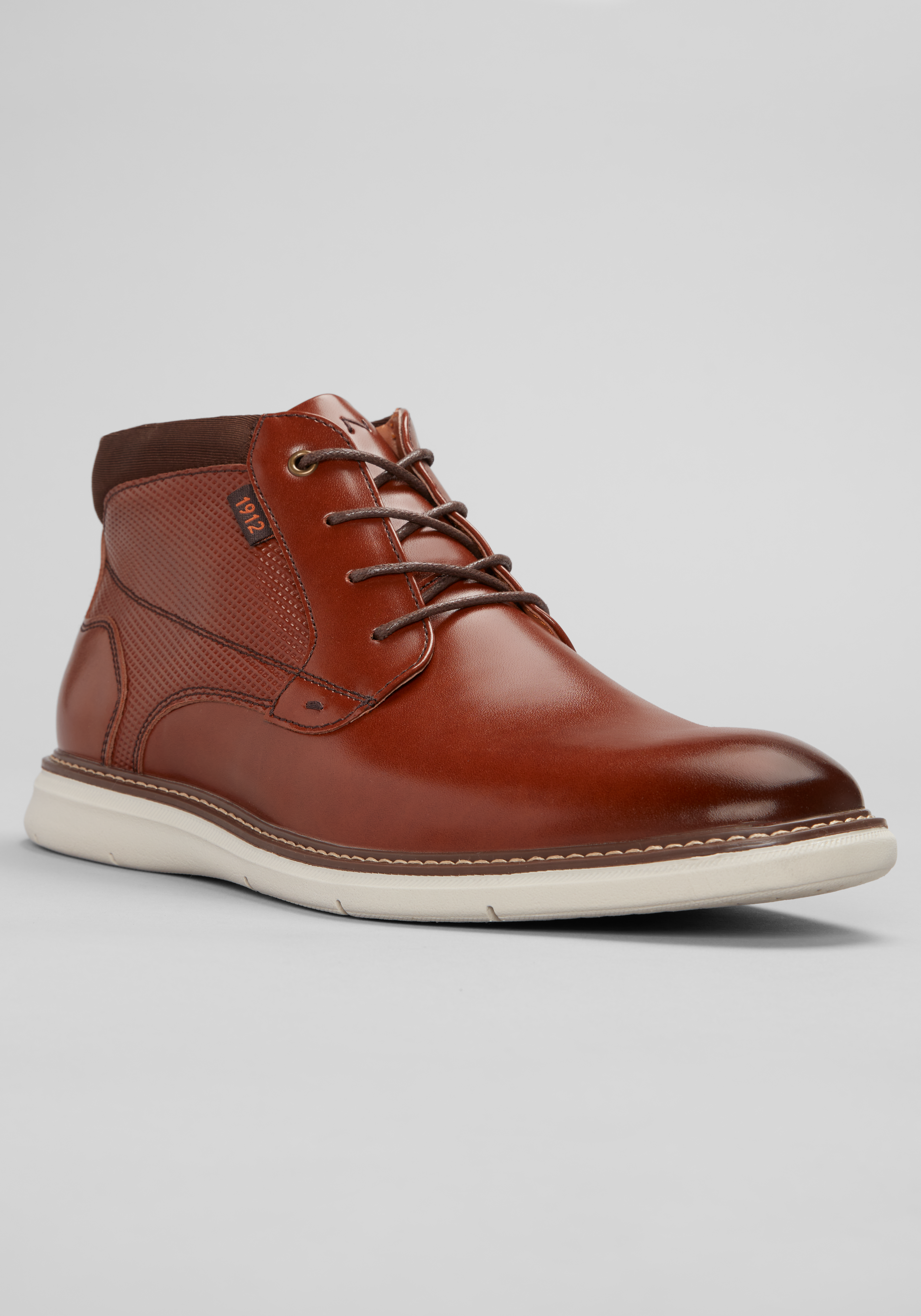 Nunn Bush Chase Plain Toe Chukkas