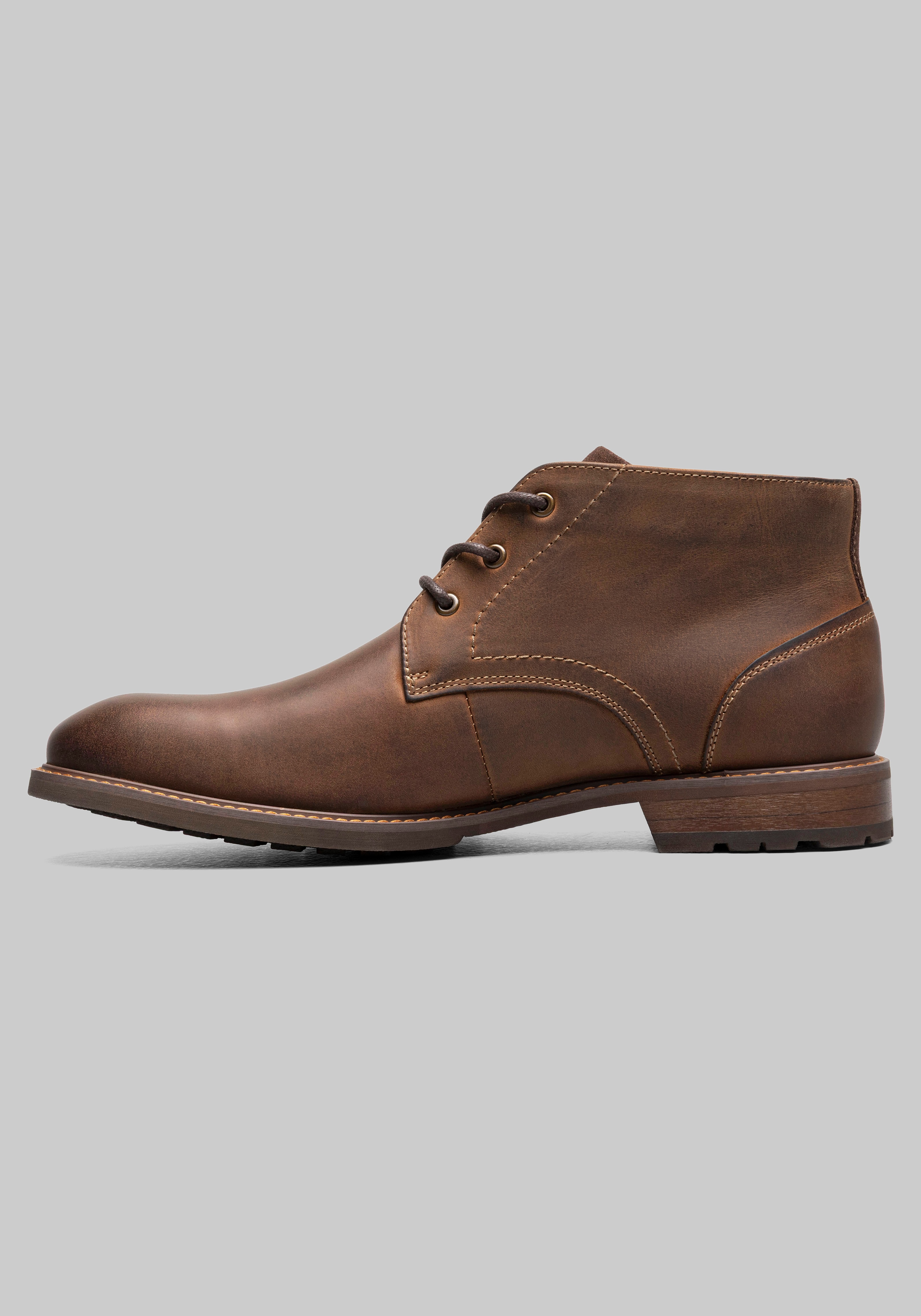 Florsheim Lodge Chukka Boots