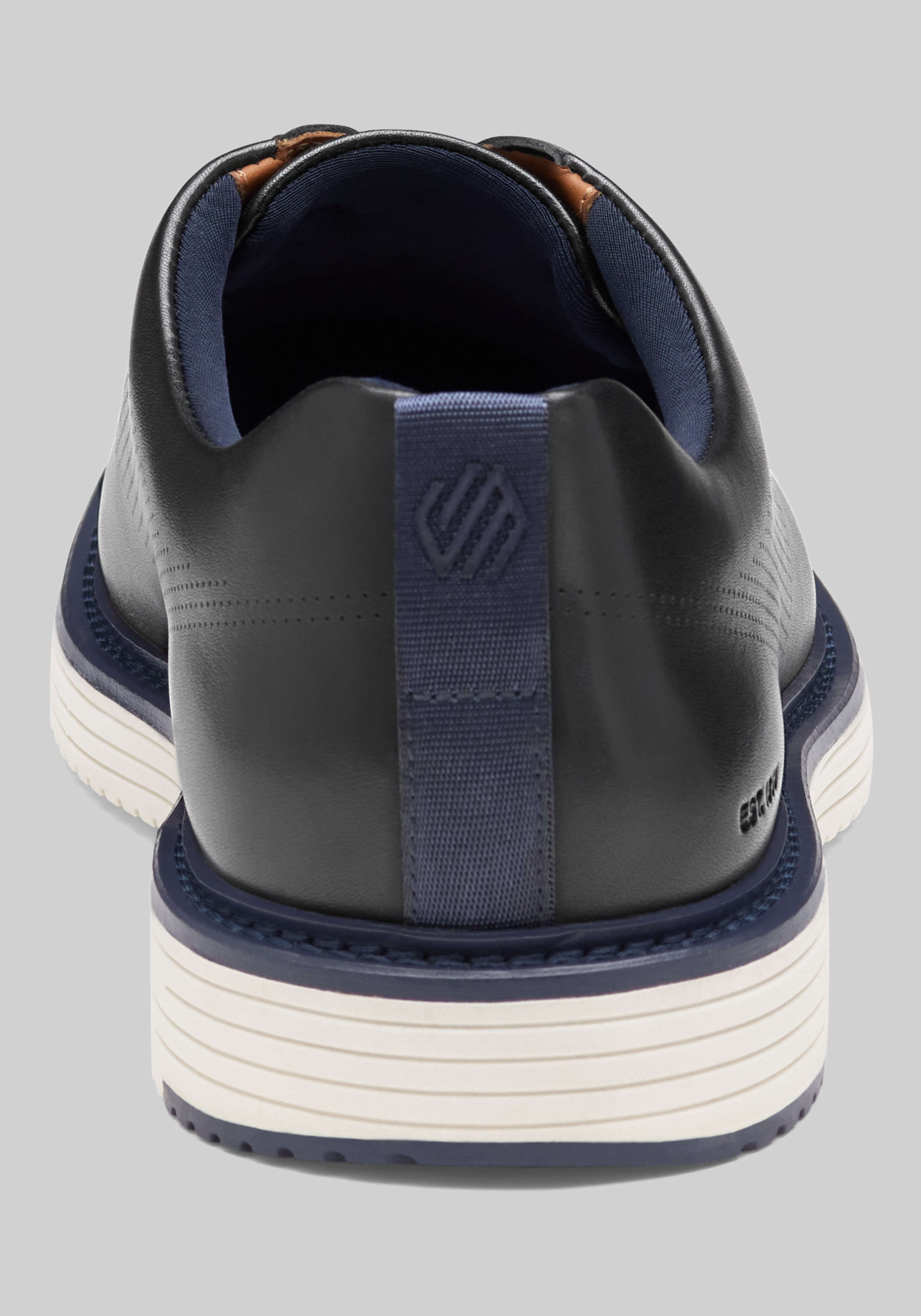 Johnston & Murphy Upton One-Piece Perfed Plain Toe