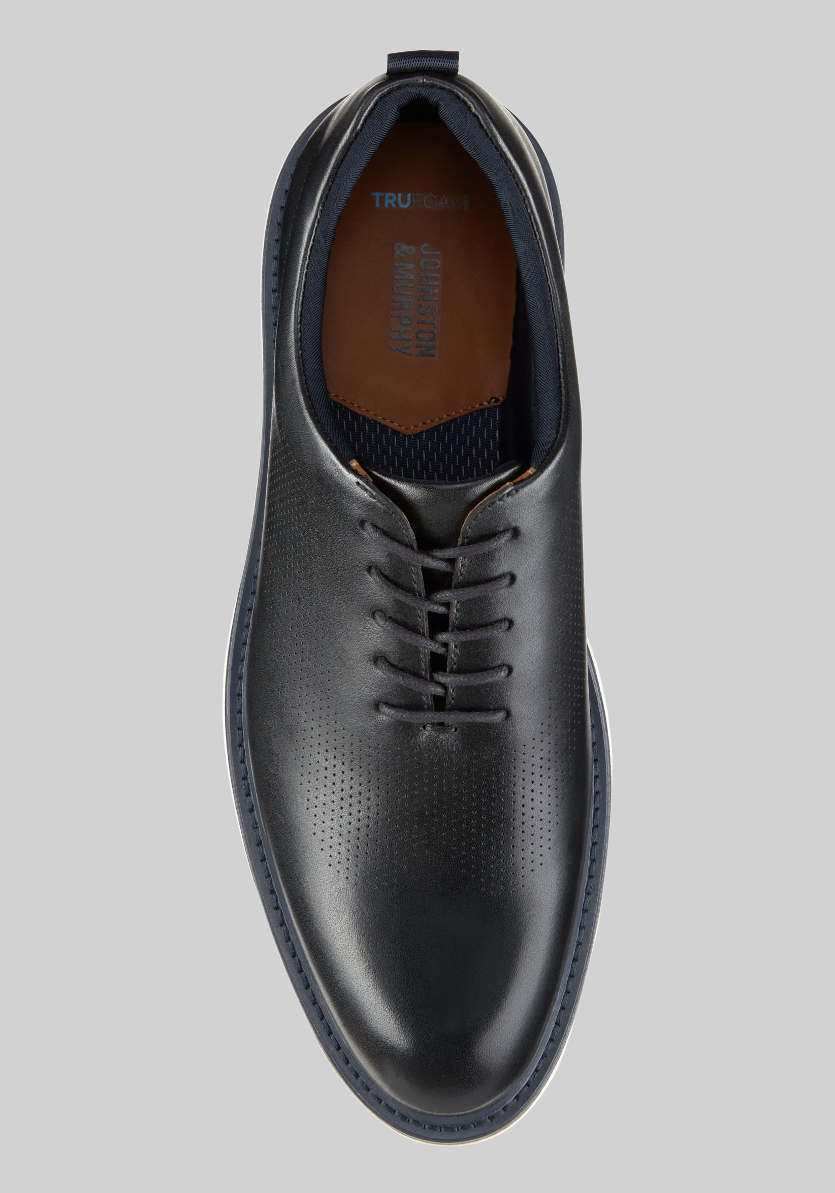 Johnston & Murphy Upton One-Piece Perfed Plain Toe