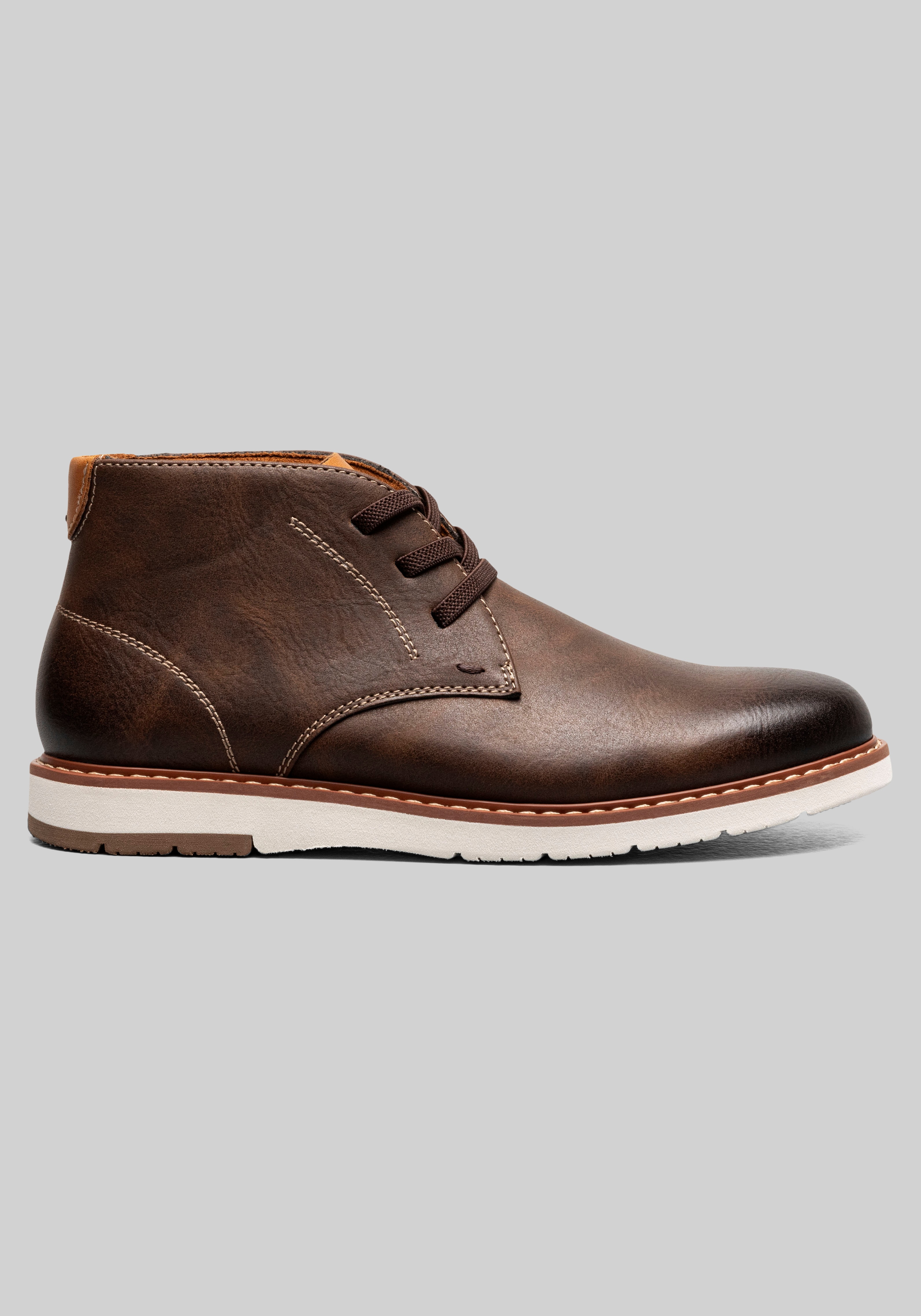 Florsheim Vibe Jr. Boys Plain Toe Chukka Boots