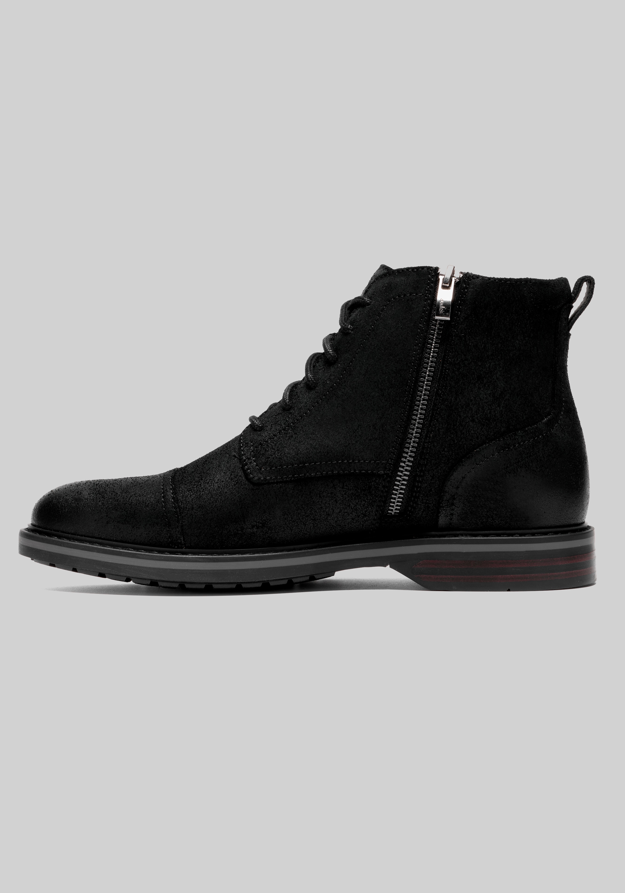 Clarks Aldwin2 Cap Toe Boots