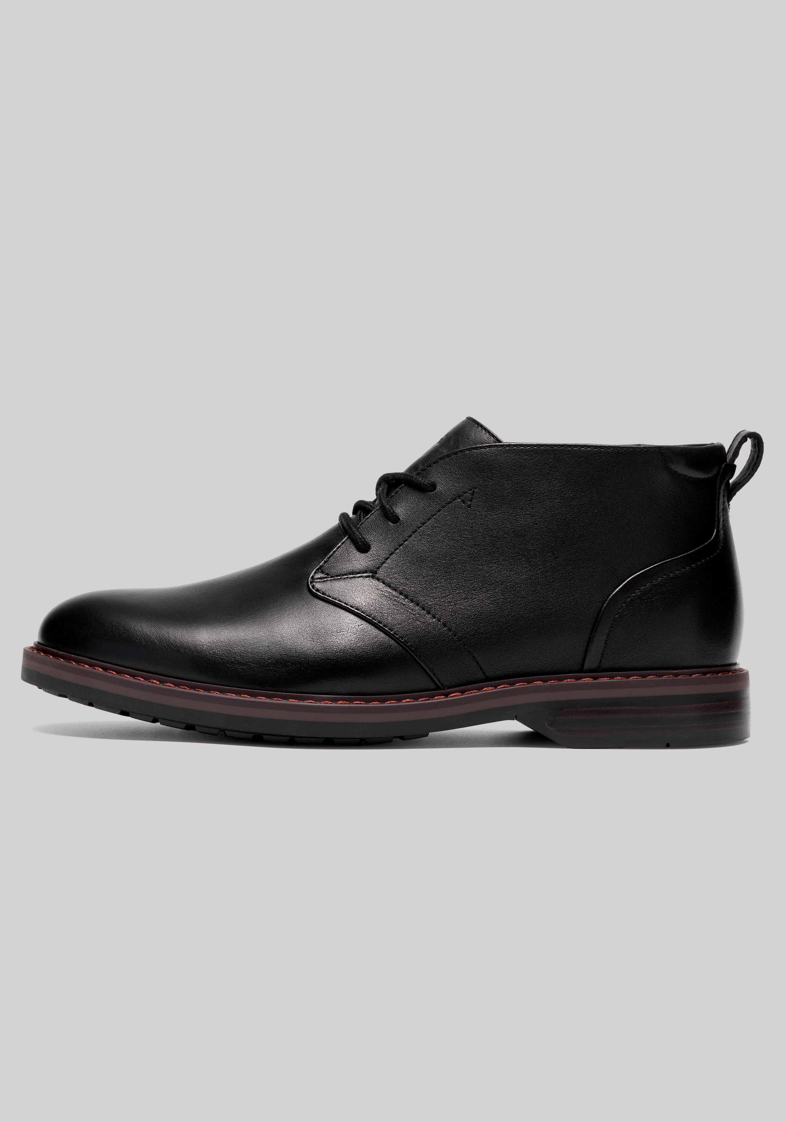 Clarks Aldwin2 Chukka Boots