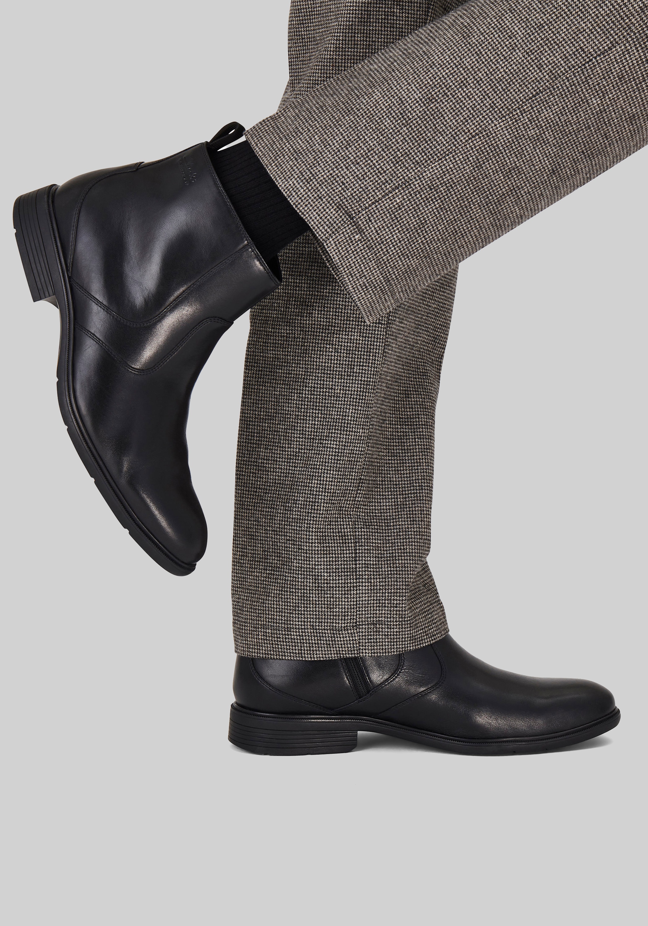 Clarks Steadwell Zip Boots