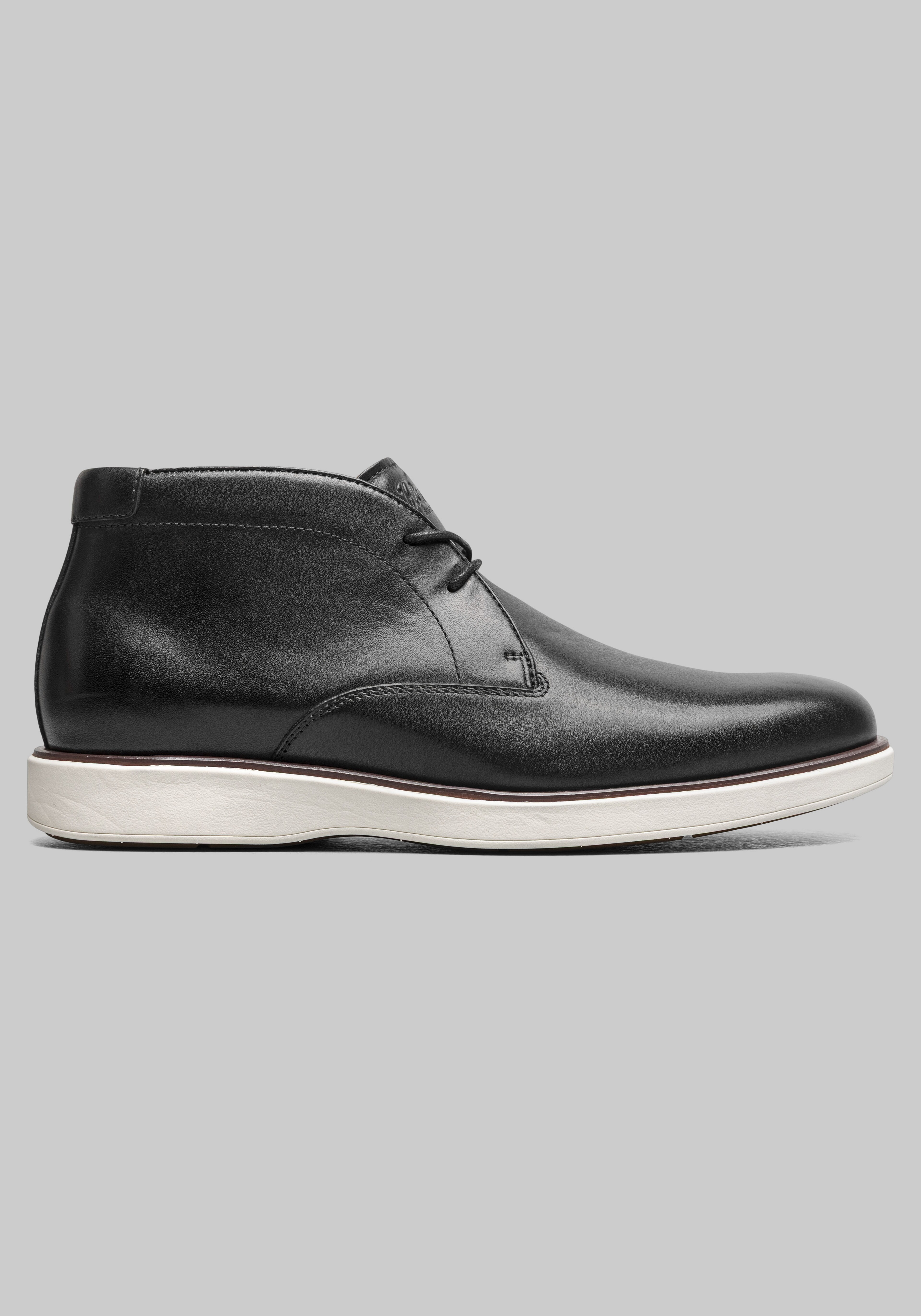 Florsheim Avenue Plain Toe Chukka Boots