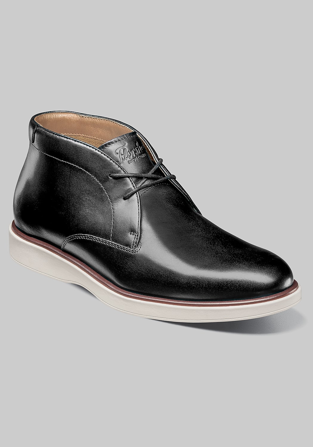 Florsheim Avenue Plain Toe Chukka Boots