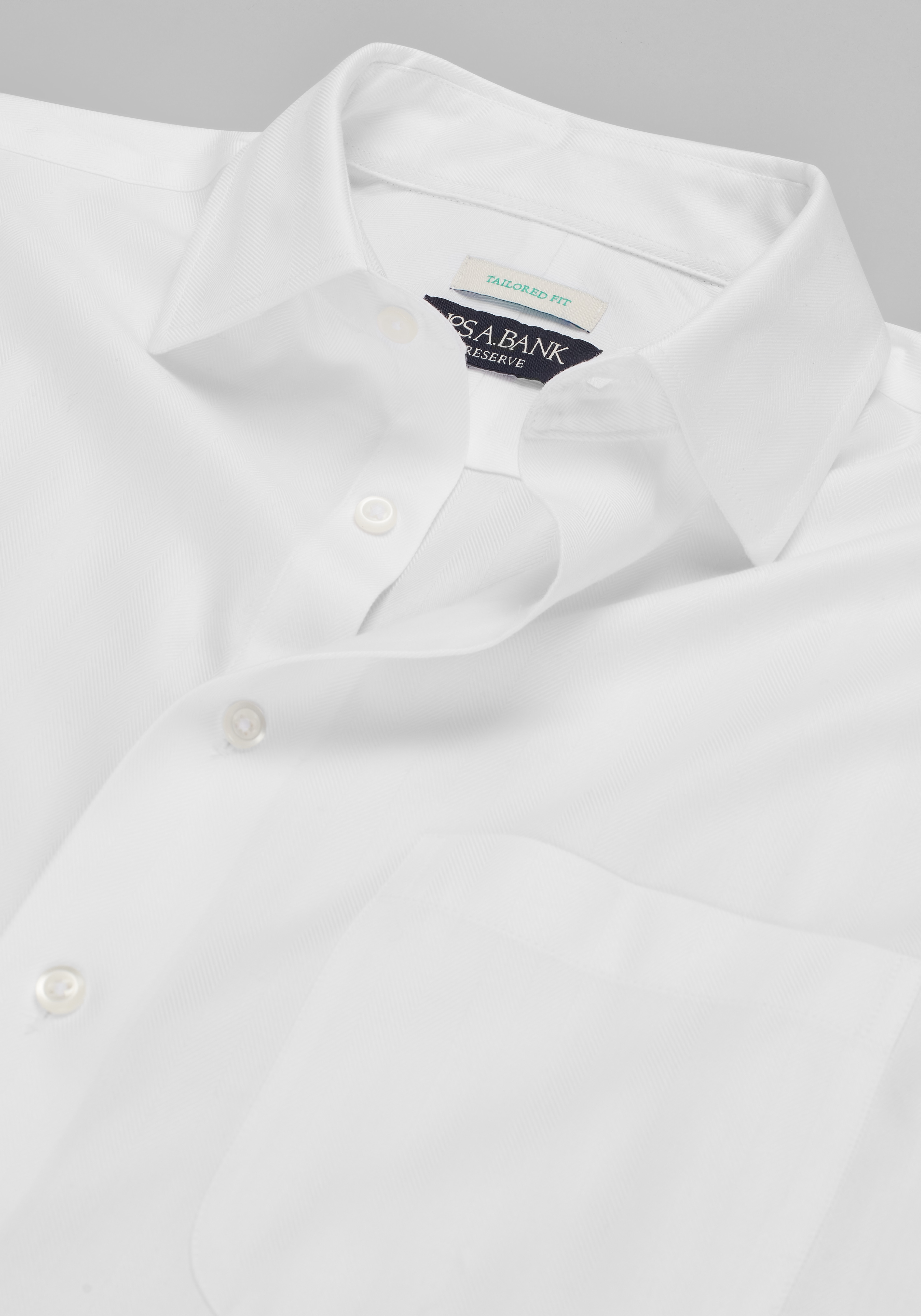 Reserve Collection Tailored Fit Spread Collar Herringbone Dress Shirt
