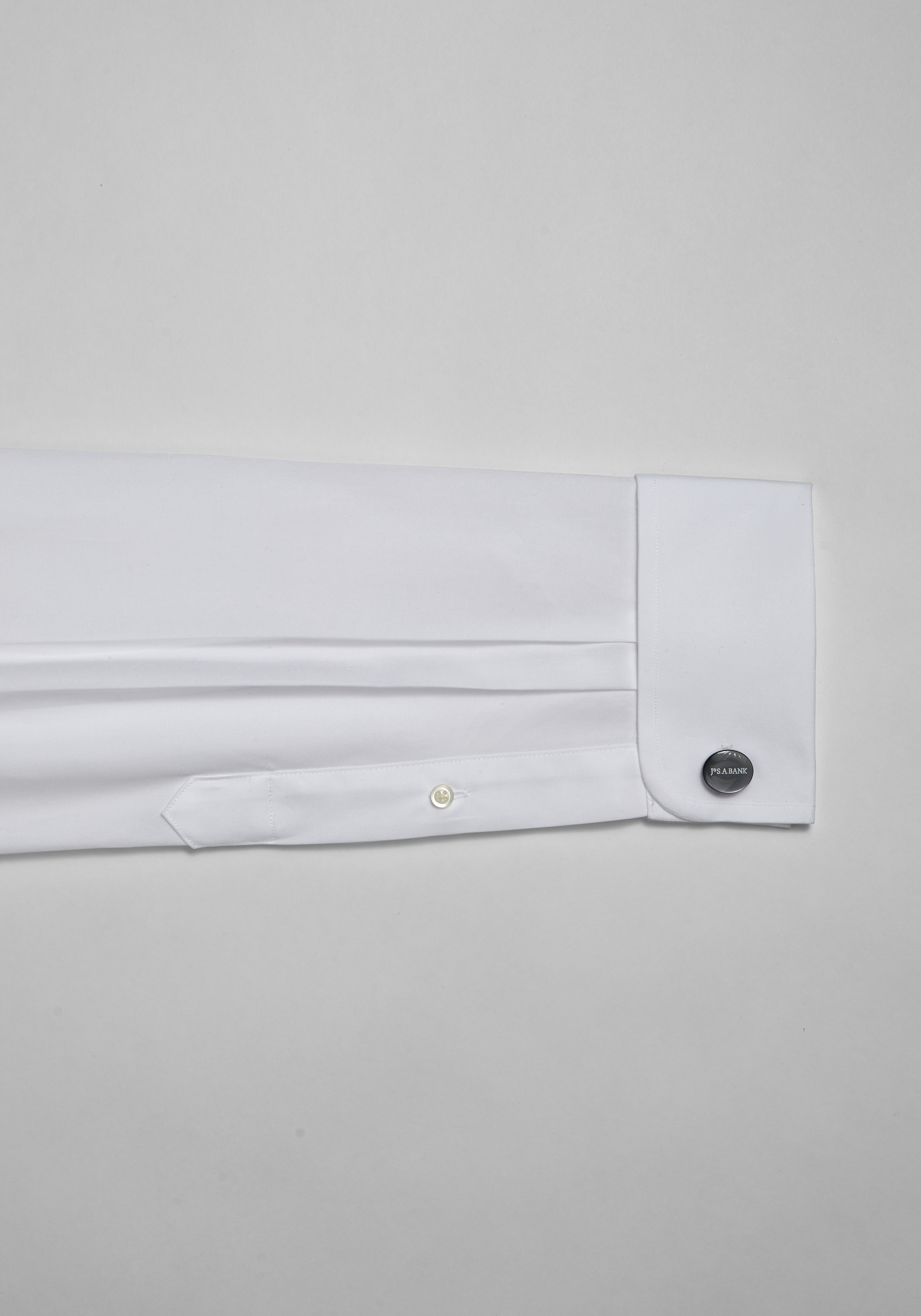 Reserve Collection Traditional Fit Wing Collar French Cuff Five-Pleat Formal Dress Shirt