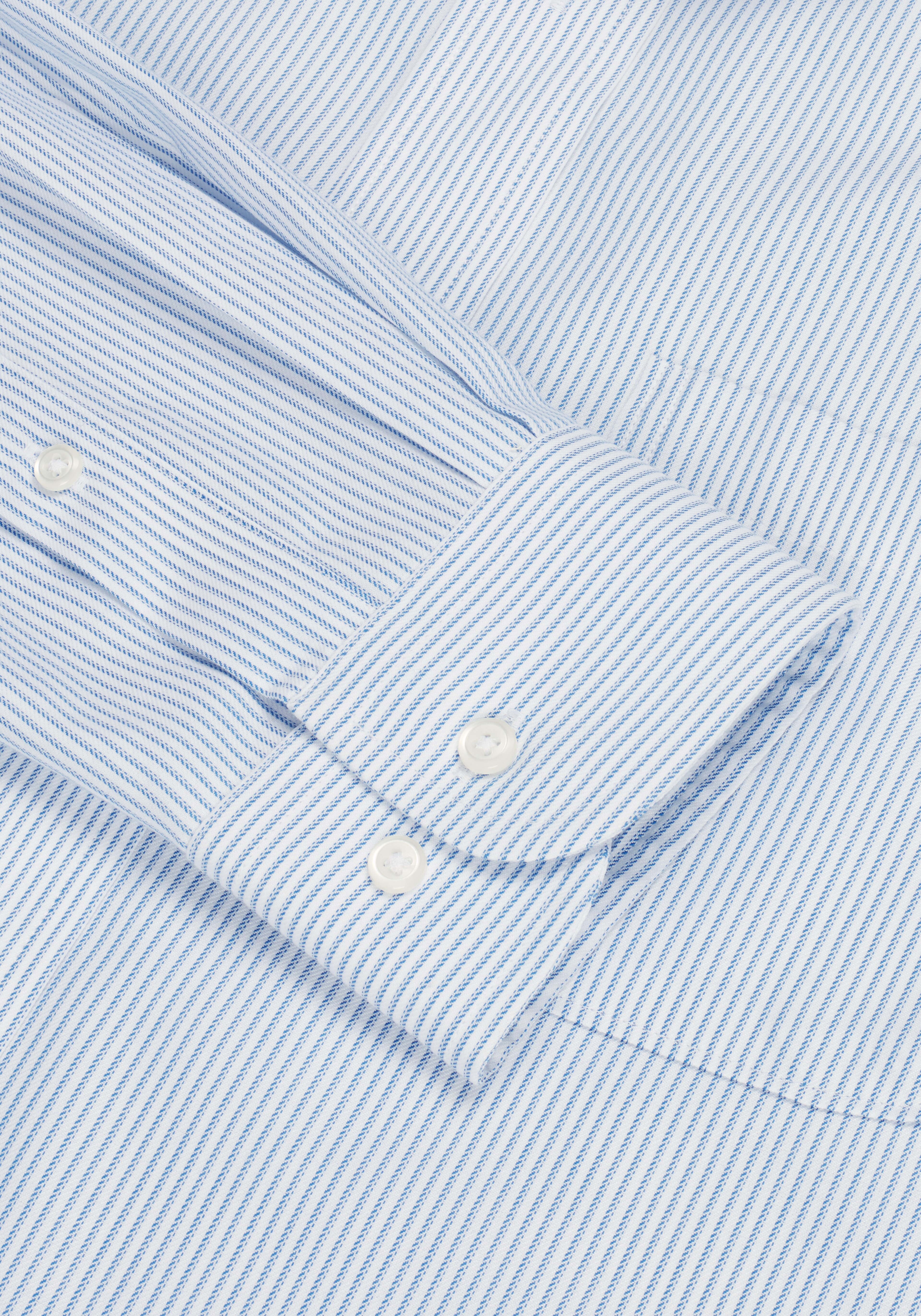 Traveler® Collection Traditional Fit Spread Collar Stripe Dress Shirt