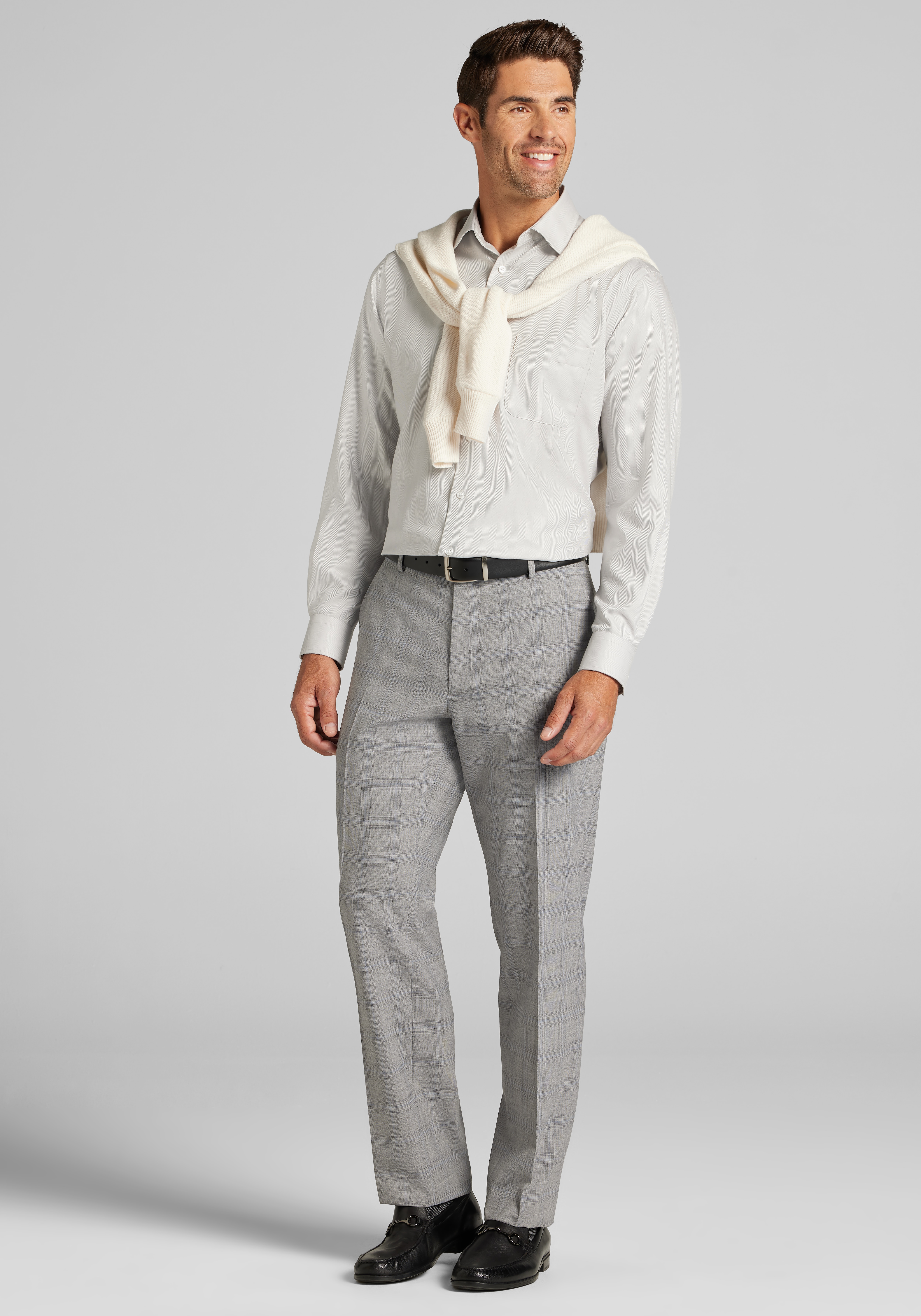 Reserve Collection Tailored Fit Solid Herringbone Dress Shirt