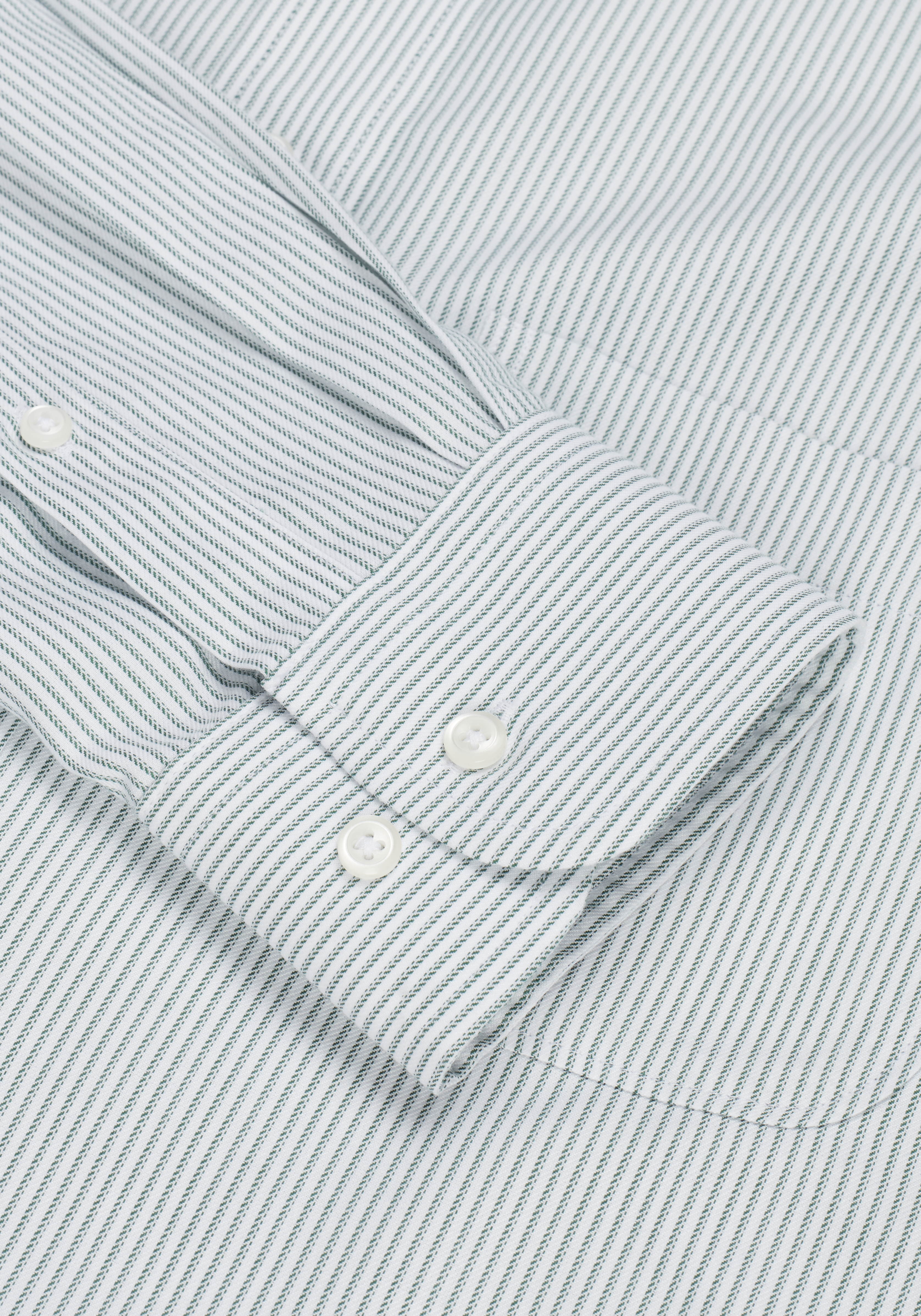 Traveler® Collection Tailored Fit Stripe Dress Shirt