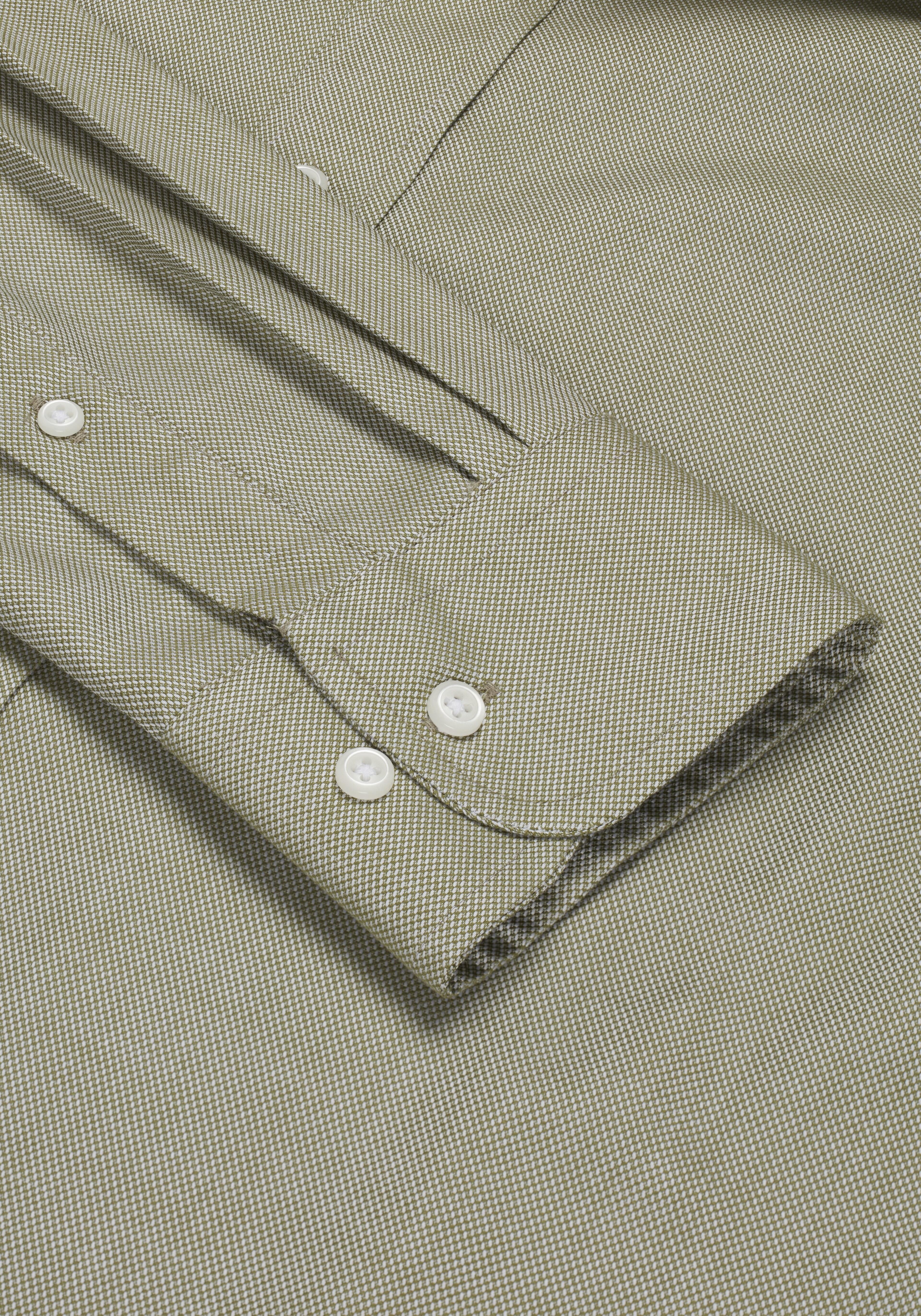 Jos. A. Bank Tailored Fit Spread Collar Oxford Solid Dress Shirt CLEARANCE