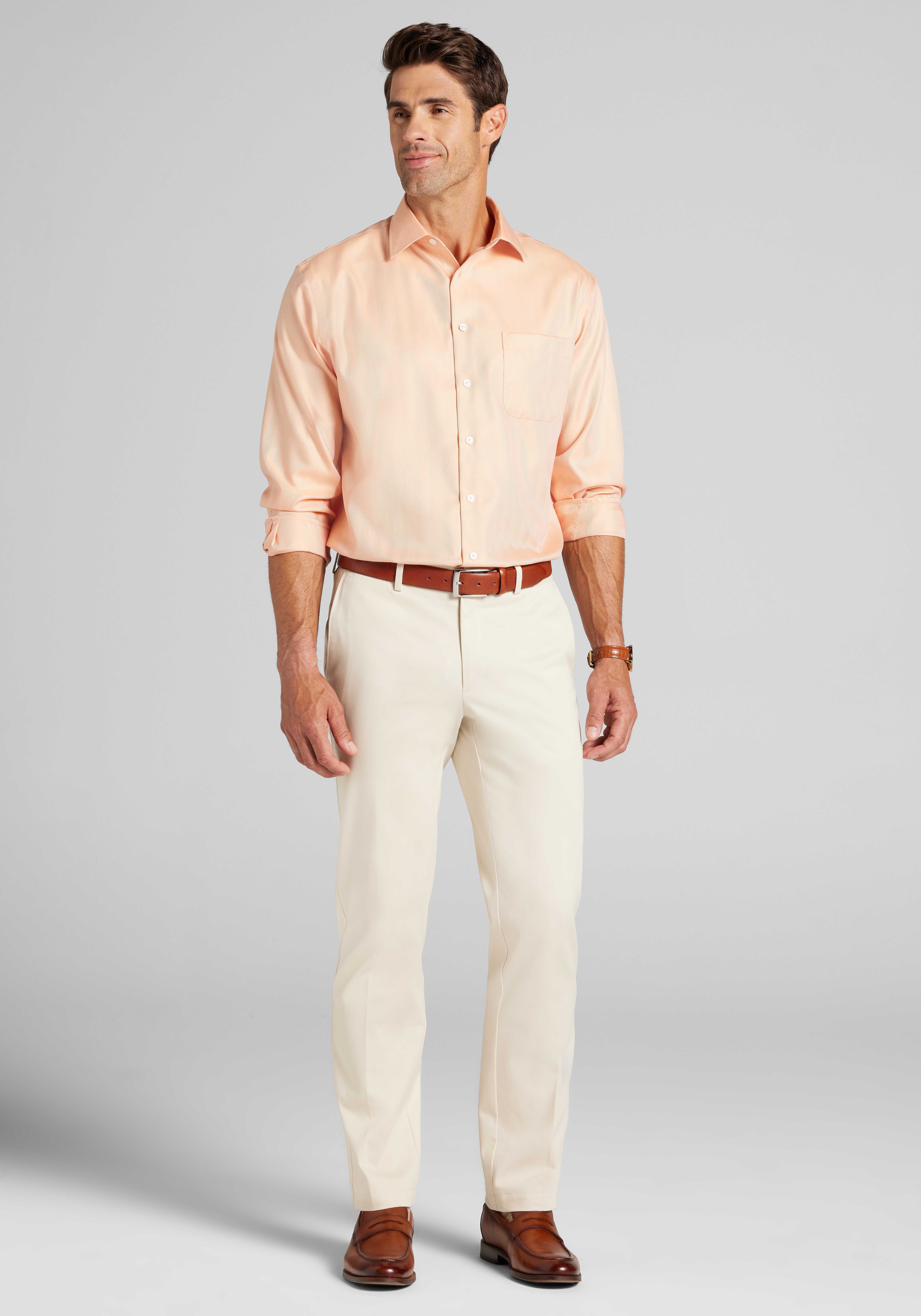 Reserve Collection Traditional Fit Spread Collar Solid Dress Shirt