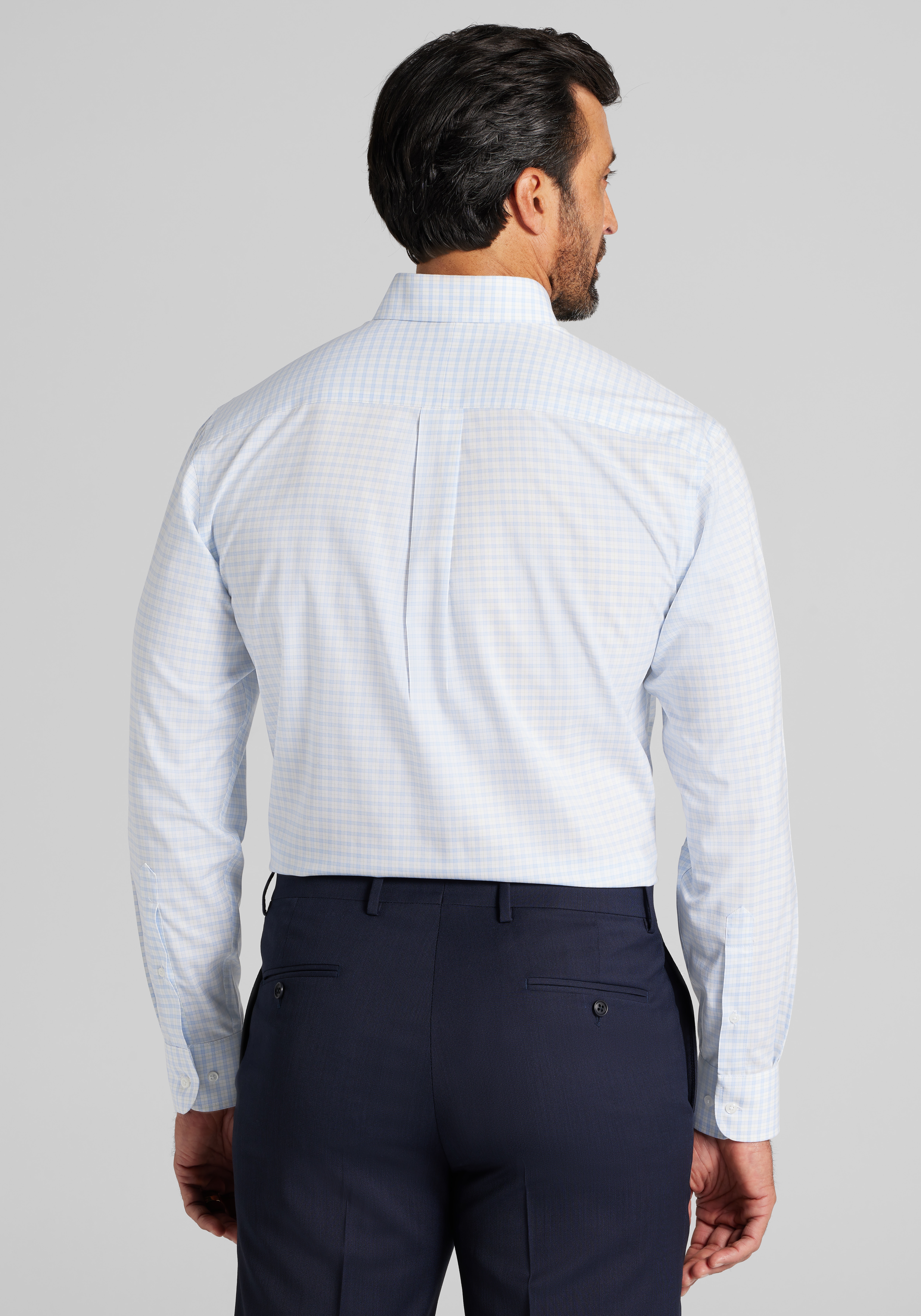 Traveler® Collection Traditional Fit Button-Down Collar Plaid Dress Shirt