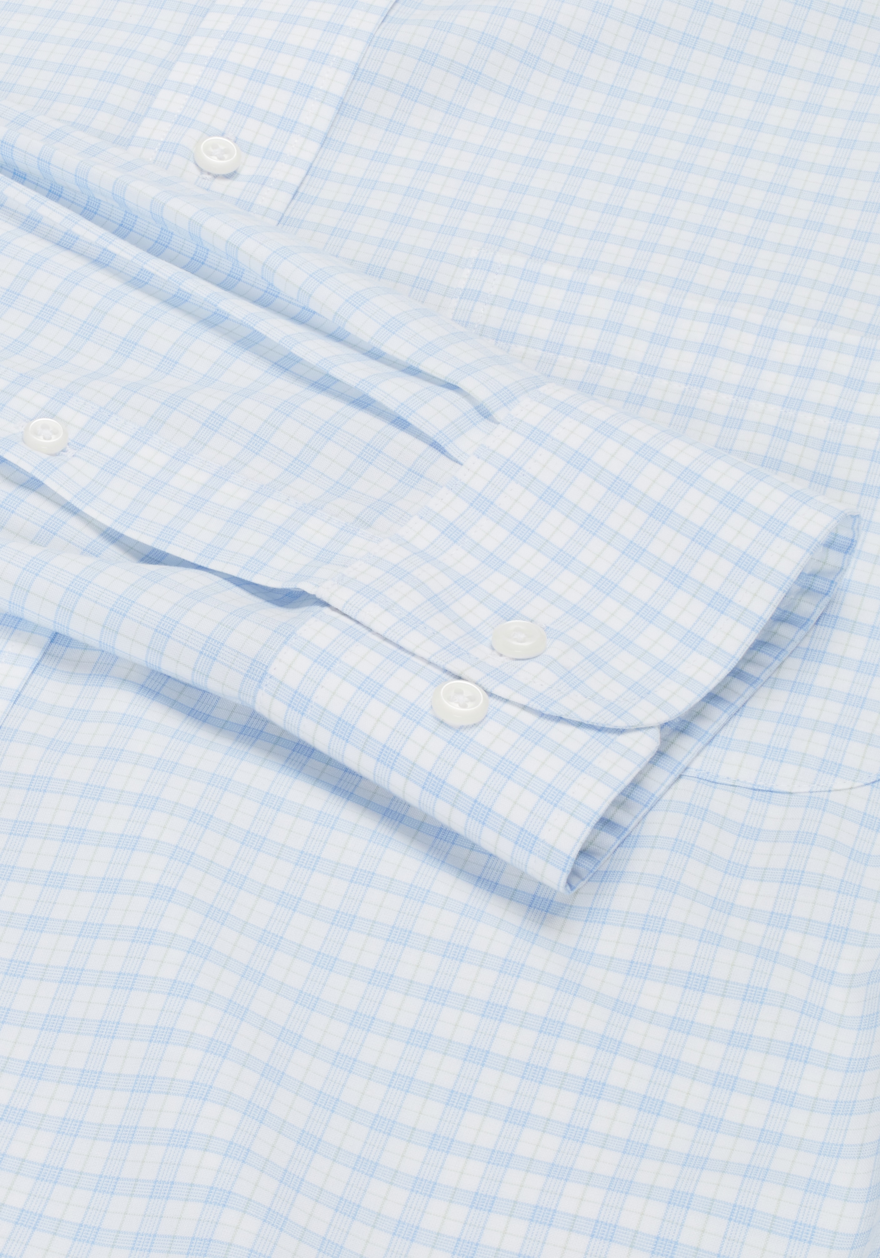Traveler® Collection Traditional Fit Button-Down Collar Plaid Dress Shirt