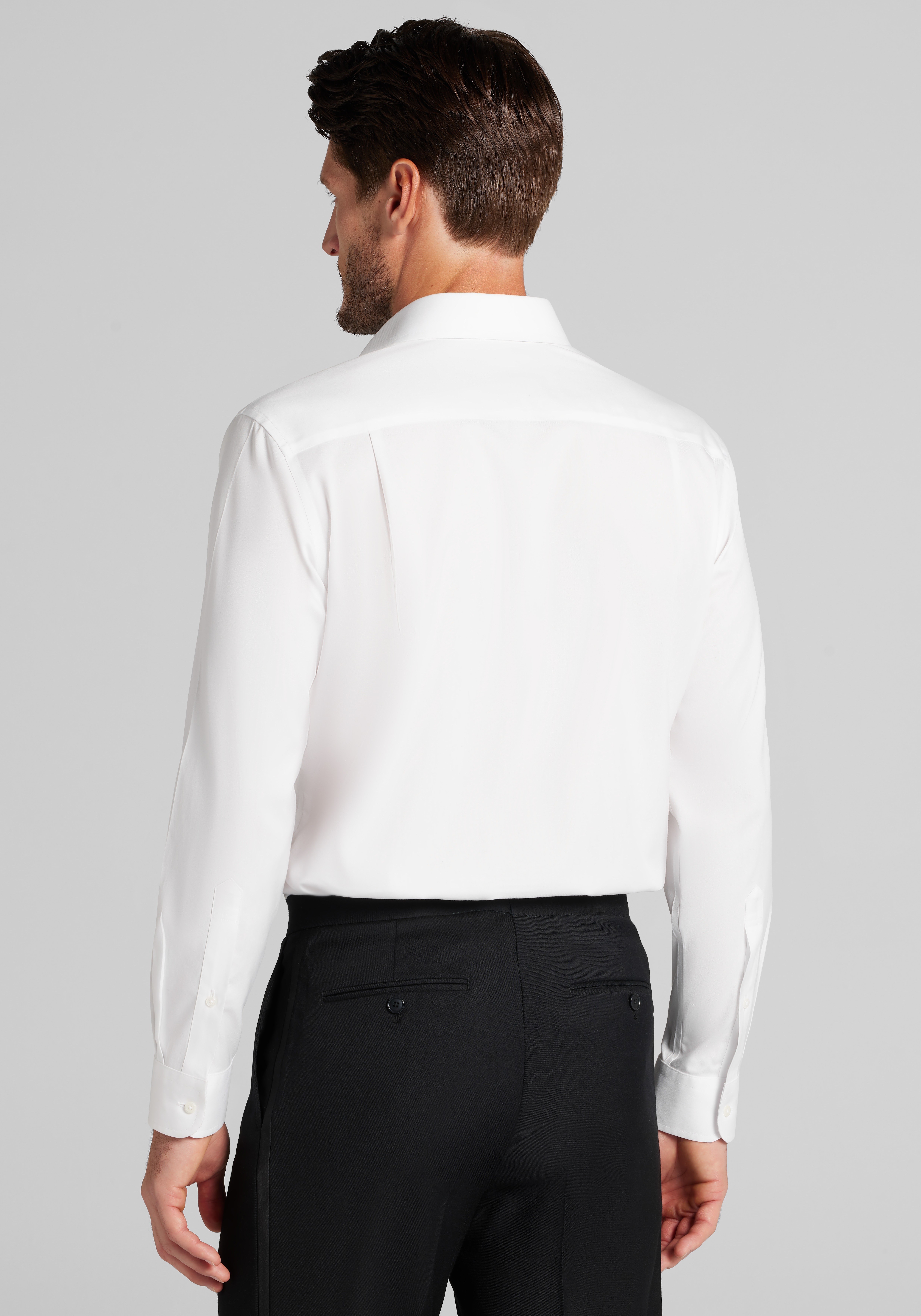 Traveler Collection Slim Fit Spread Collar Solid Dress Shirt