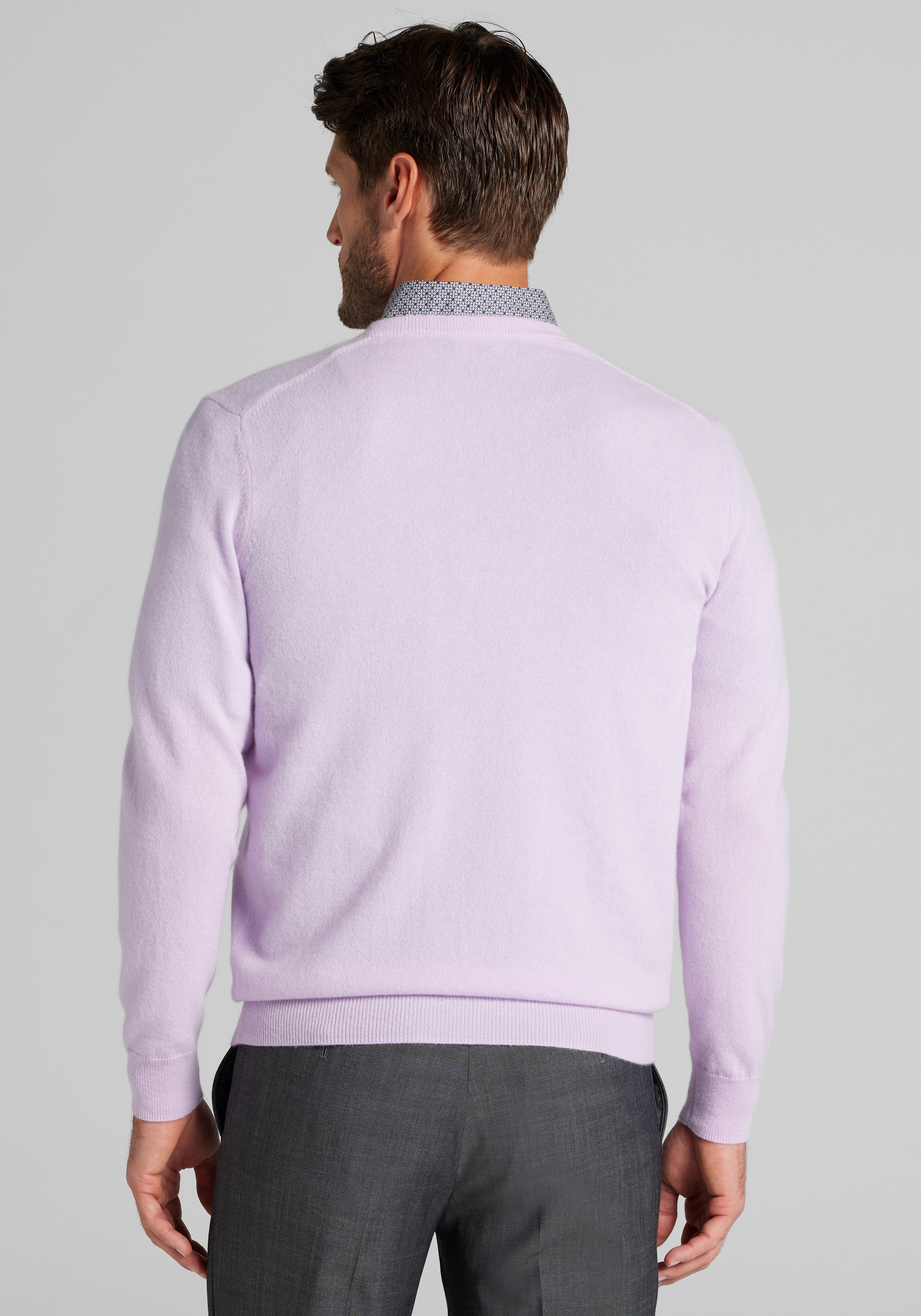Reserve Collection Tailored Fit V-Neck Cashmere Sweater