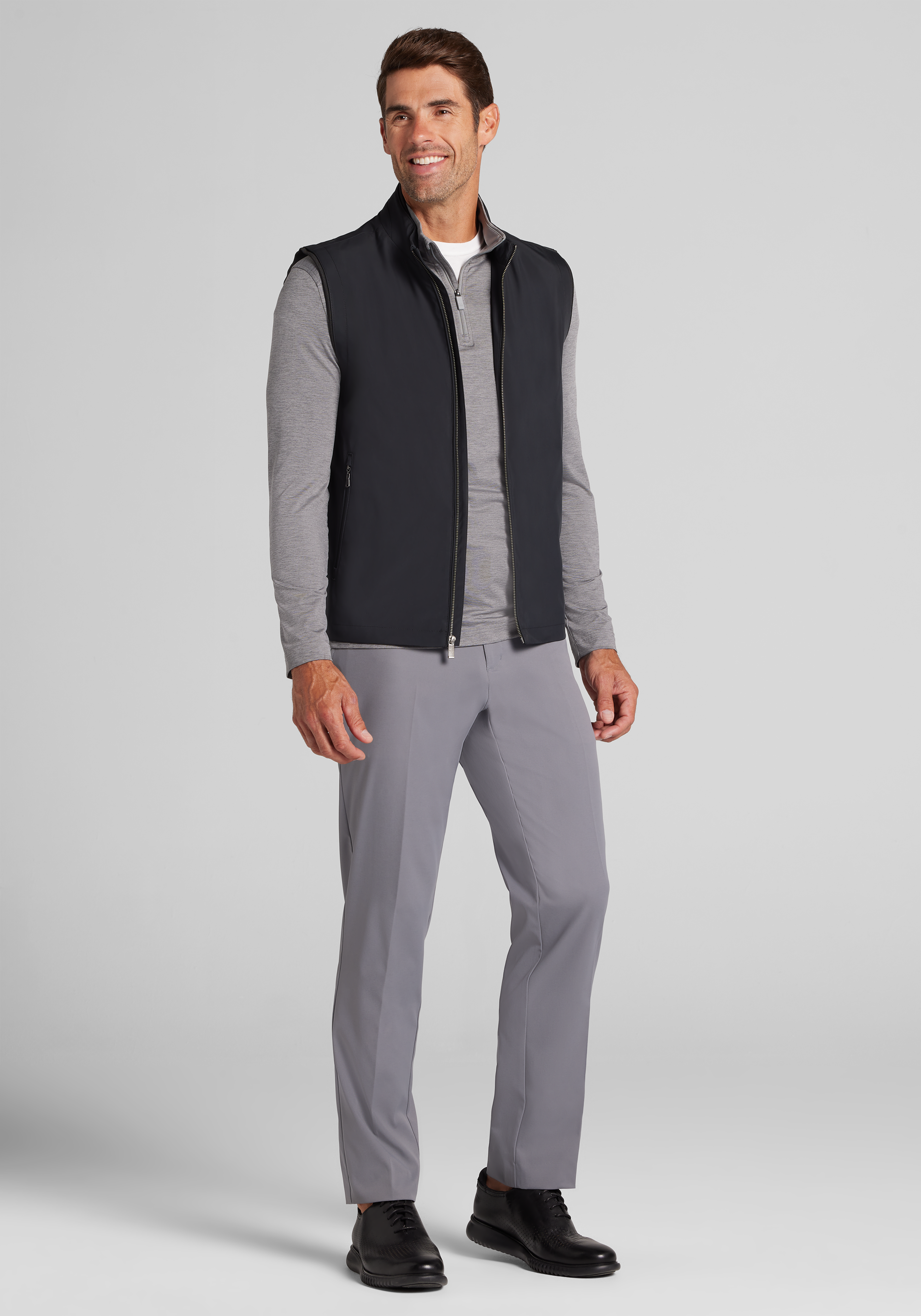 Traveler® Collection Tailored Fit Tech Golf Vest