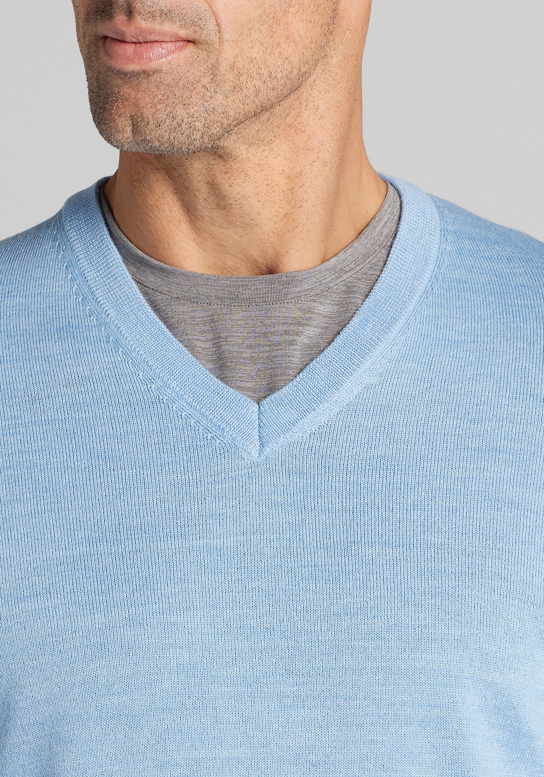 Traveler® Collection Tailored Fit Merino Wool Blend V-Neck Sweater