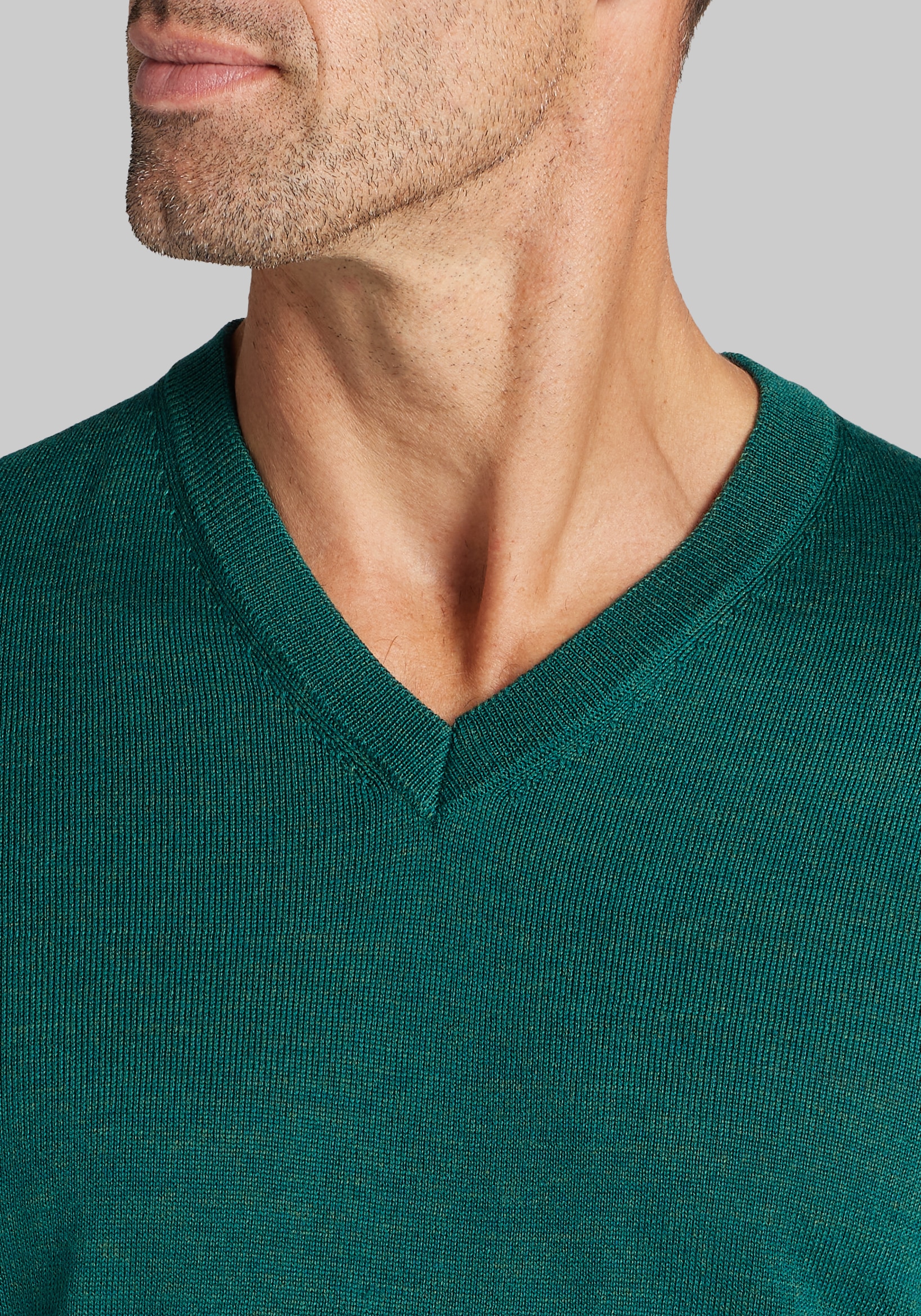 Traveler® Collection Tailored Fit Merino Wool V-Neck Sweater