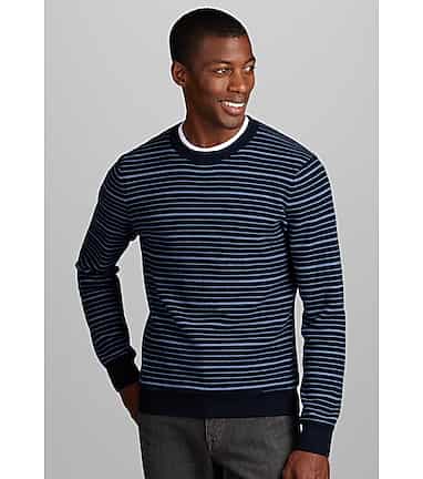 Crew neck sweater and collared shirt hotsell