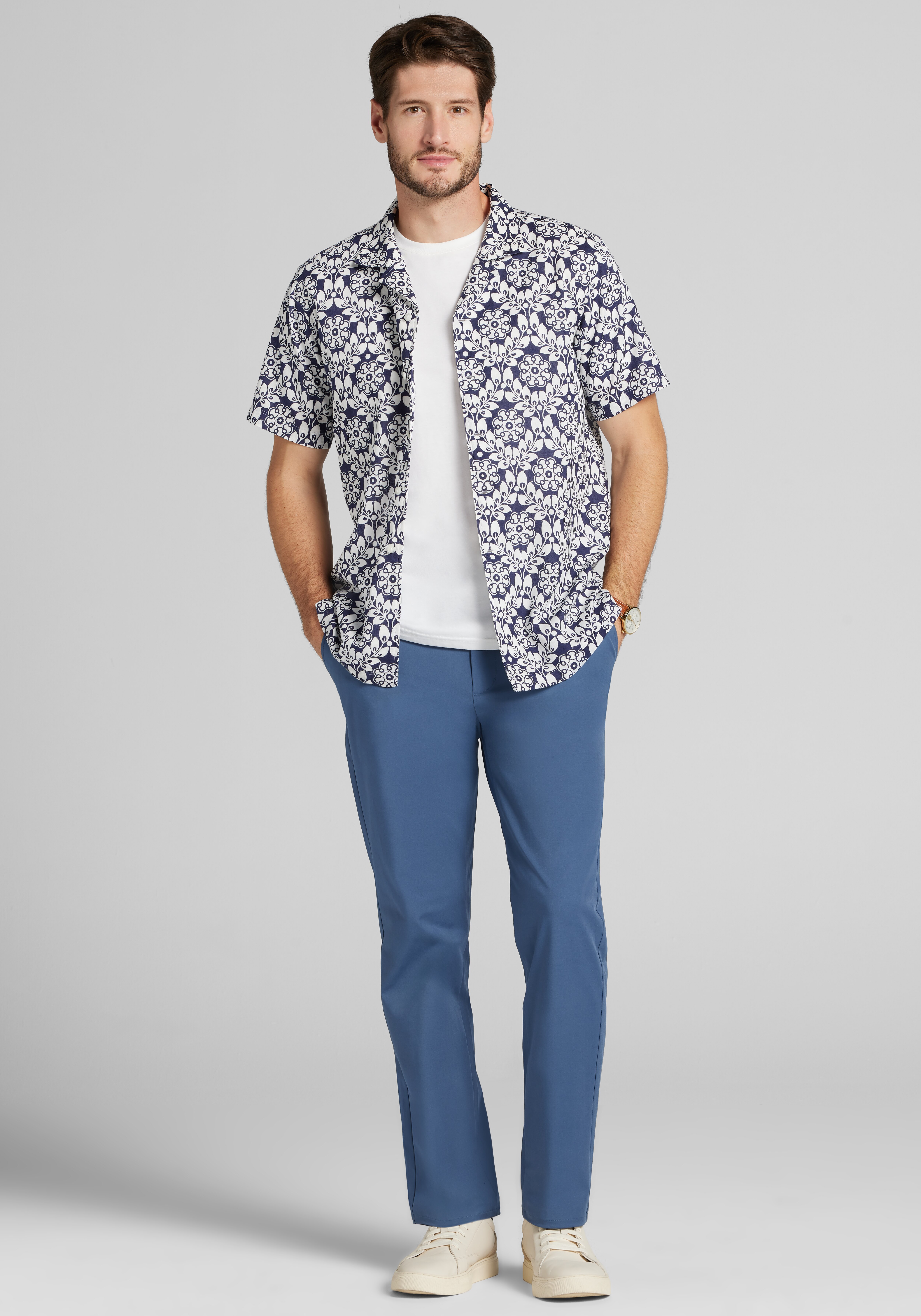 Jos. A. Bank Tailored Fit Jumbo Vine Linen Blend Short Sleeve Sportshirt