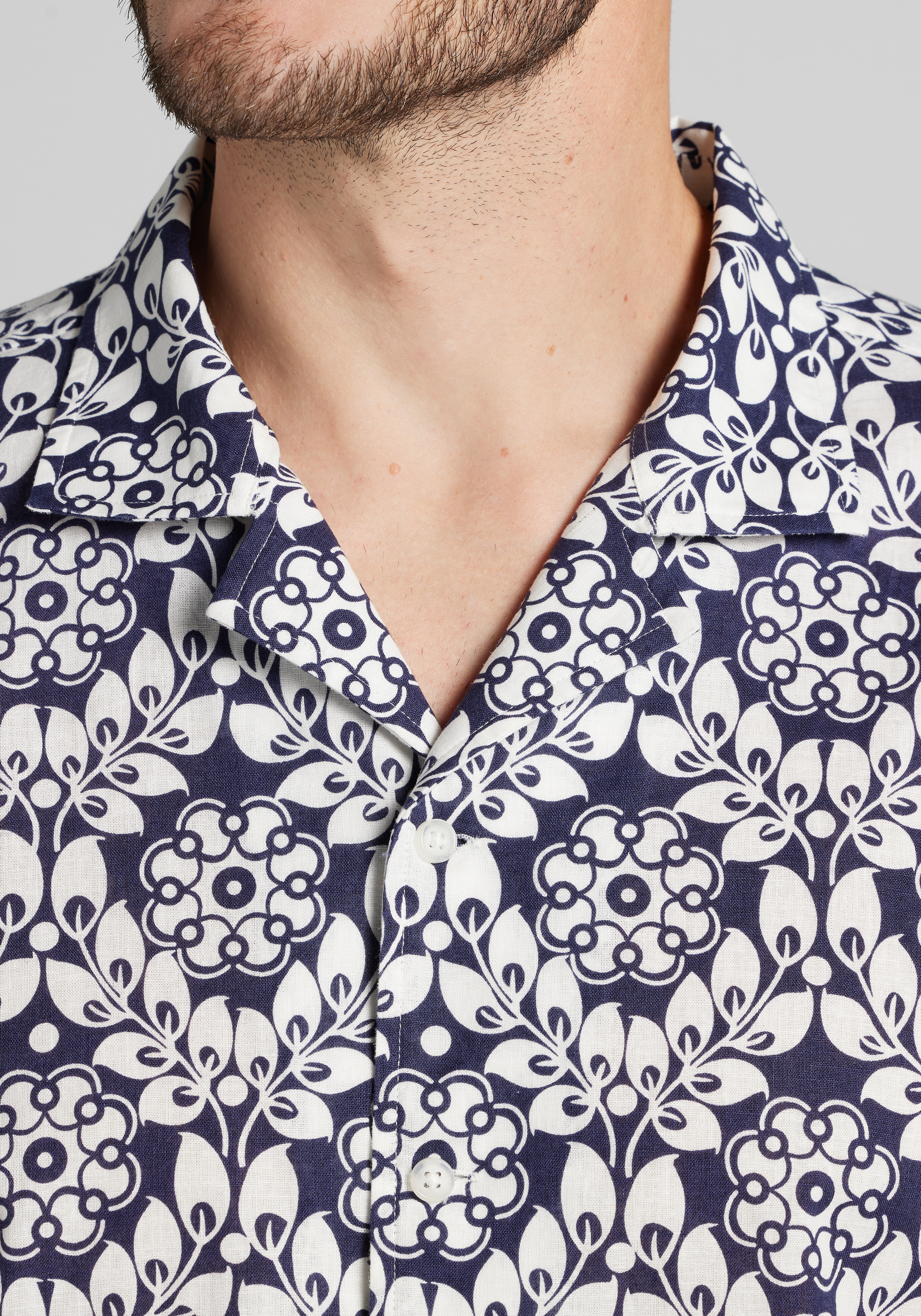 Jos. A. Bank Tailored Fit Jumbo Vine Linen Blend Short Sleeve Button Up Shirt CLEARANCE