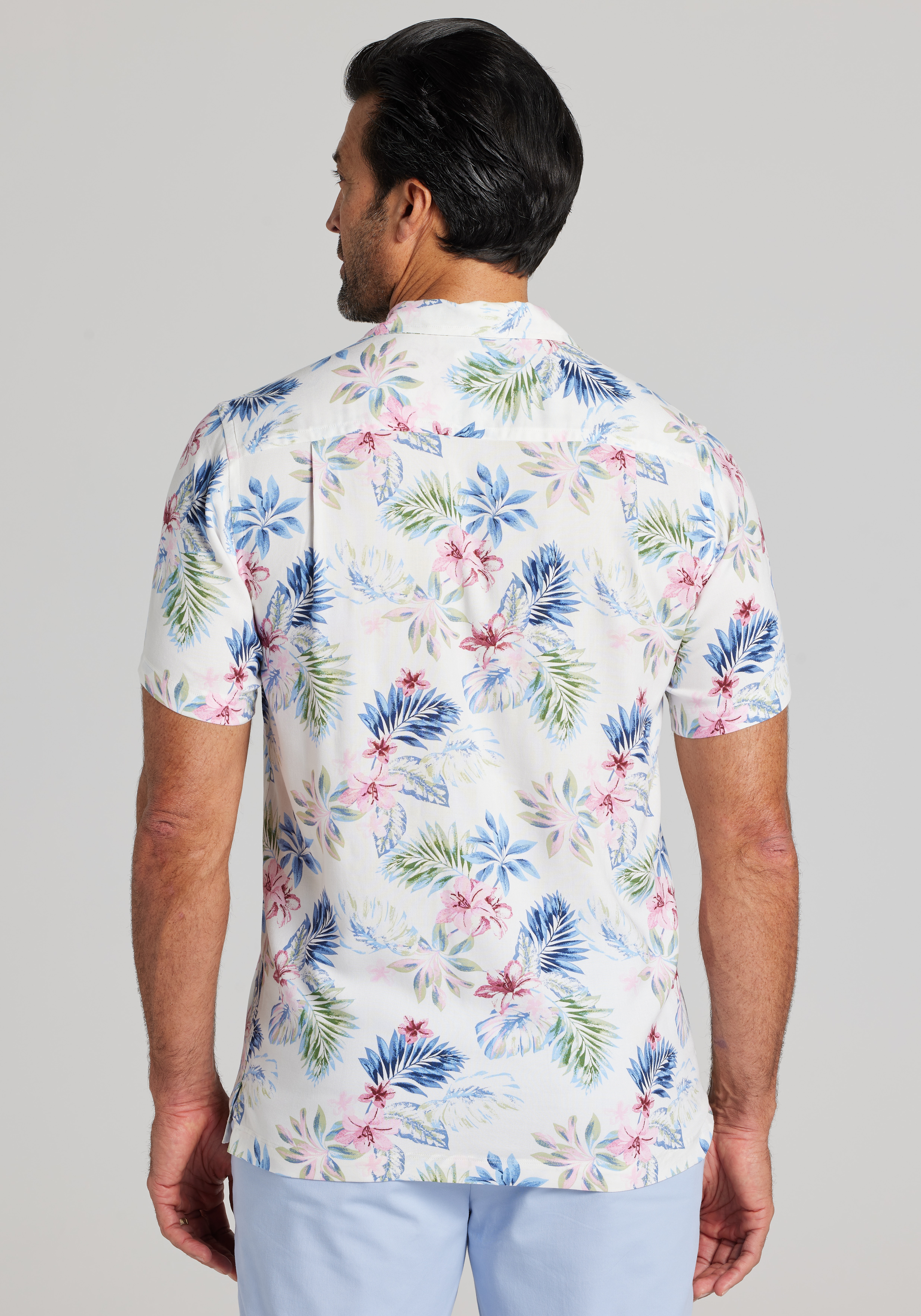 Jos. A. Bank Tailored Fit Lotus Short Sleeve Button Up Shirt