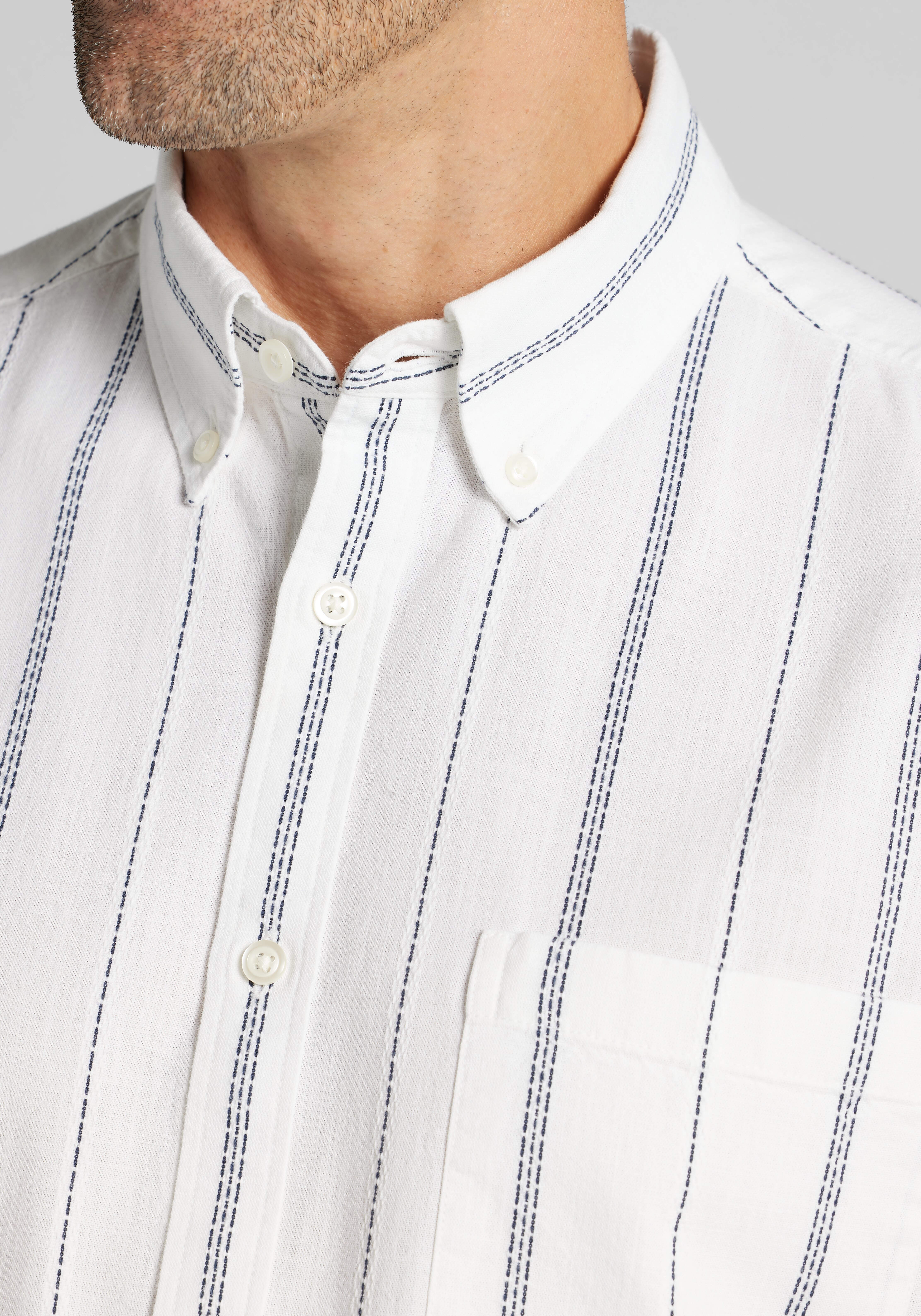 Jos. A. Bank Tailored Fit Embroidered Stripe Short Sleeve Sportshirt