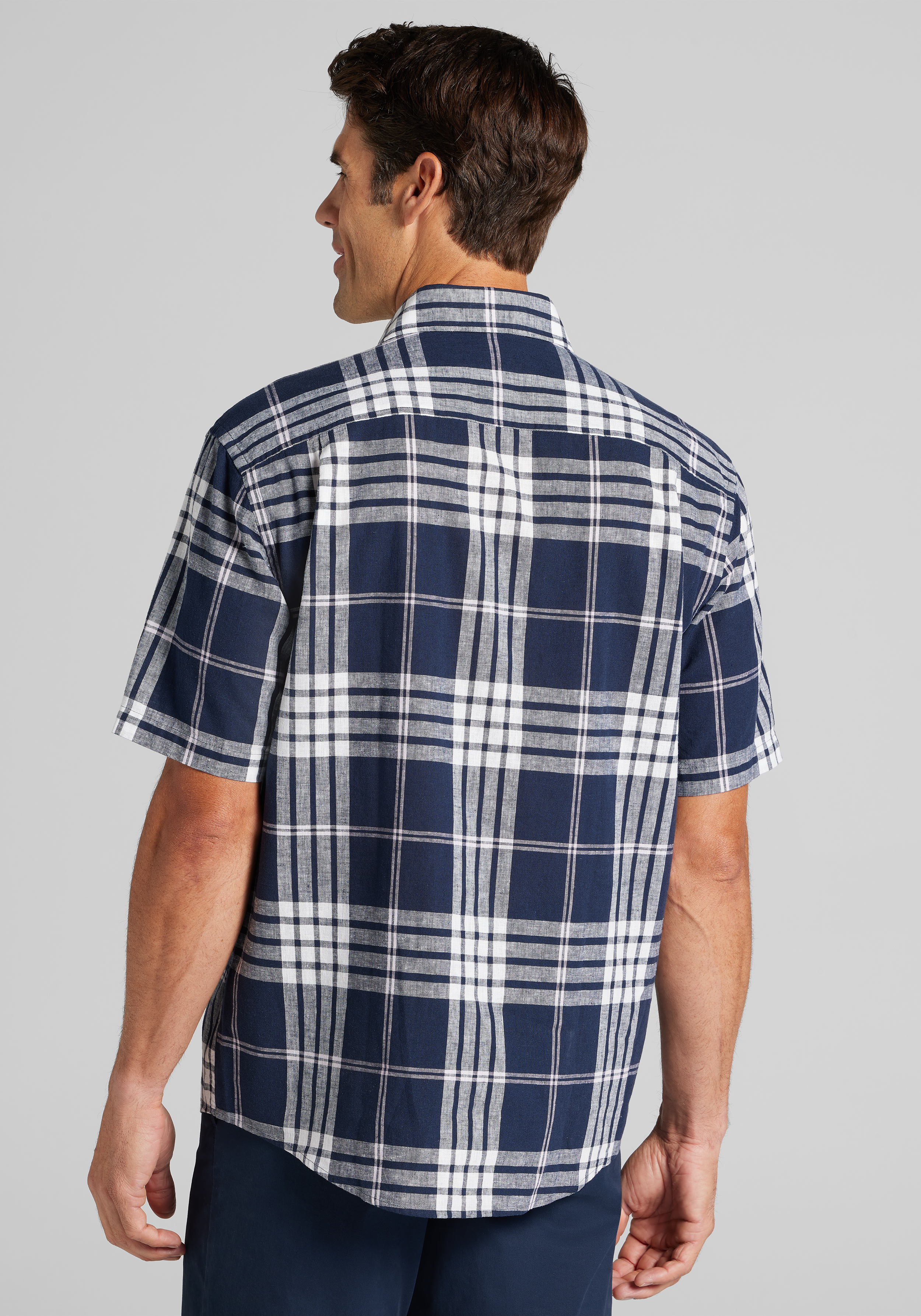 Jos. A. Bank Traditional Fit Large Plaid Short Sleeve Sportshirt