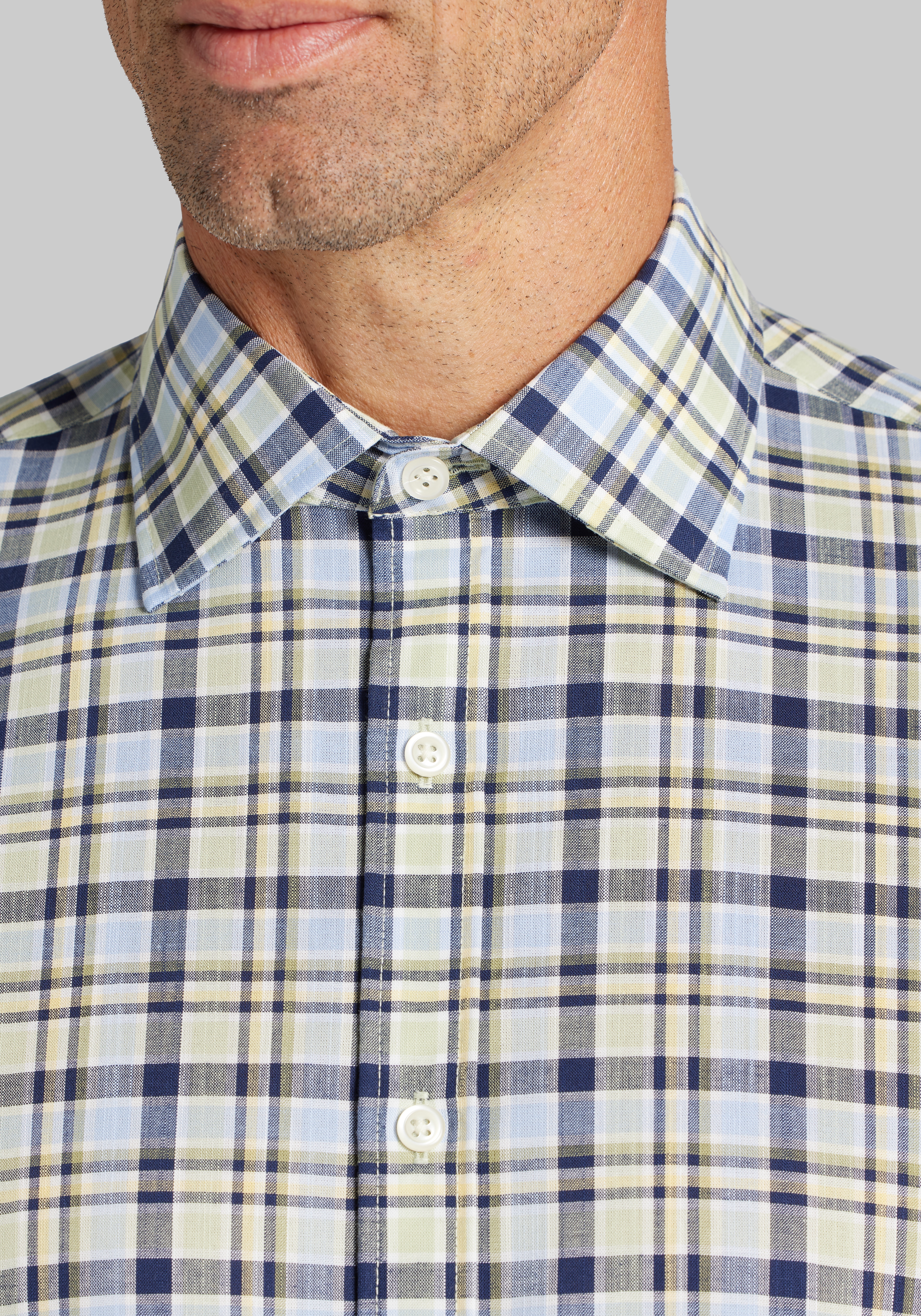 Jos. A. Bank Traditional Fit Plaid Short Sleeve Sportshirt
