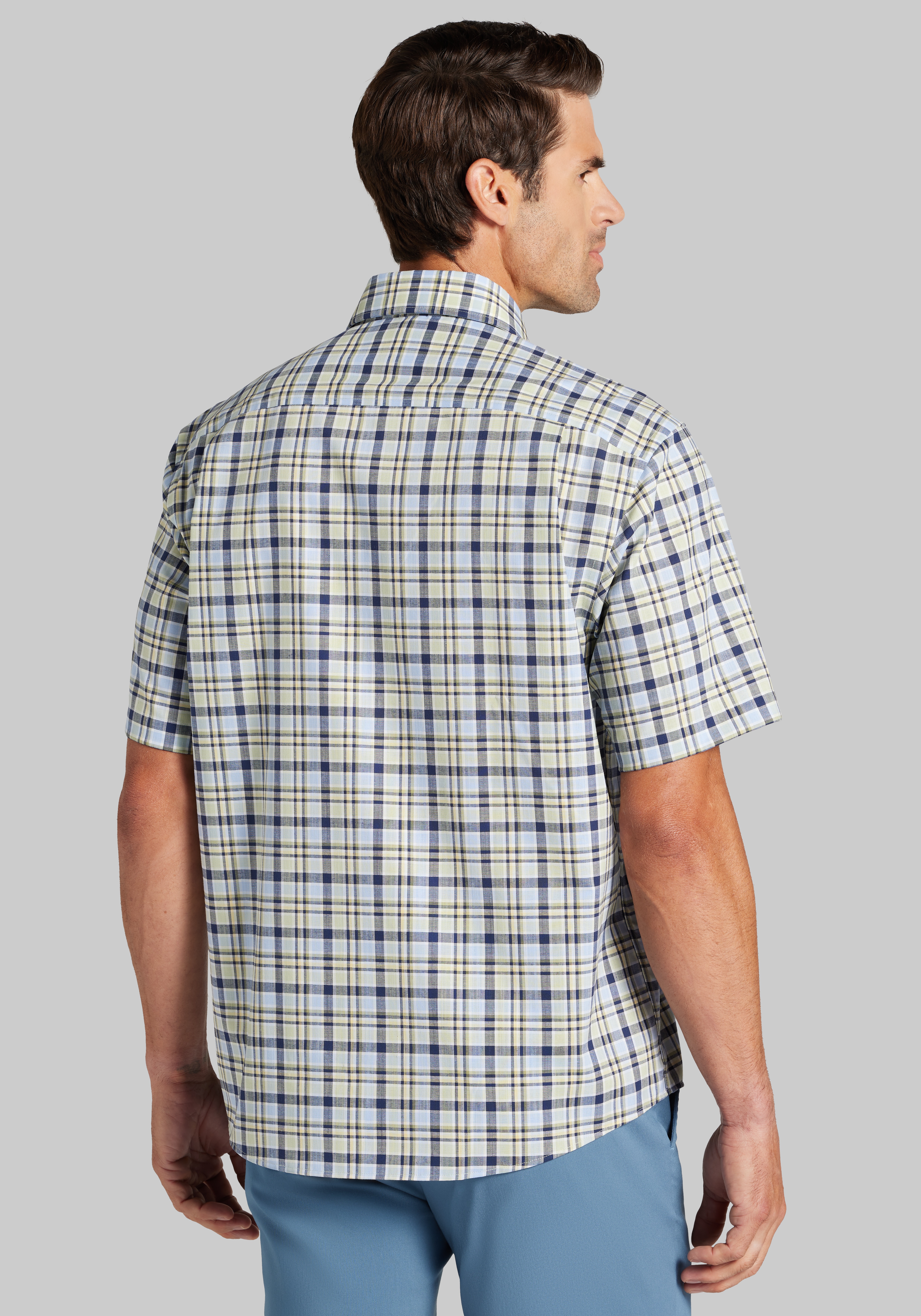 Jos. A. Bank Traditional Fit Plaid Short Sleeve Sportshirt