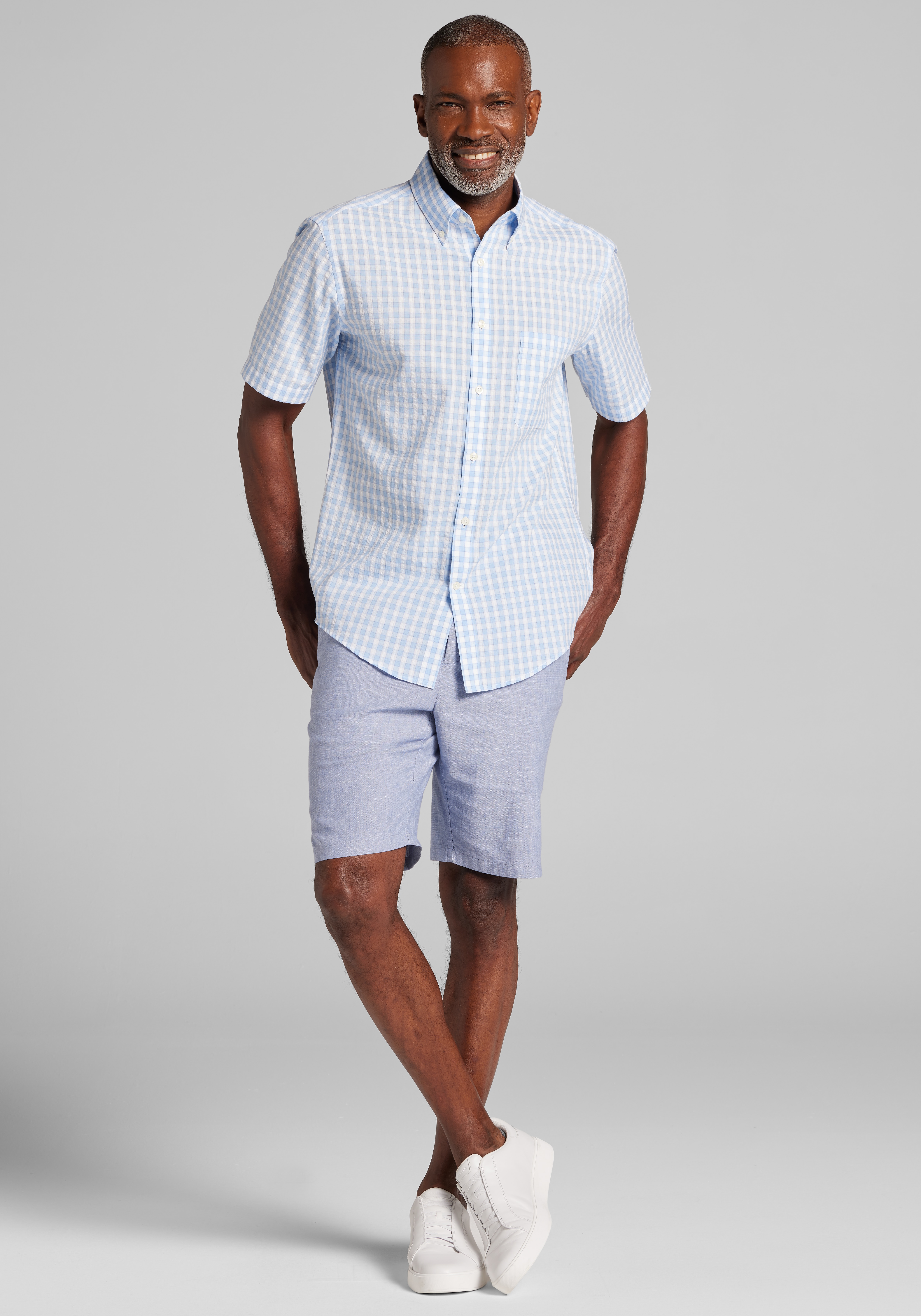 Jos. A. Bank Tailored Fit Buffalo Check Seersucker Short Sleeve Sportshirt